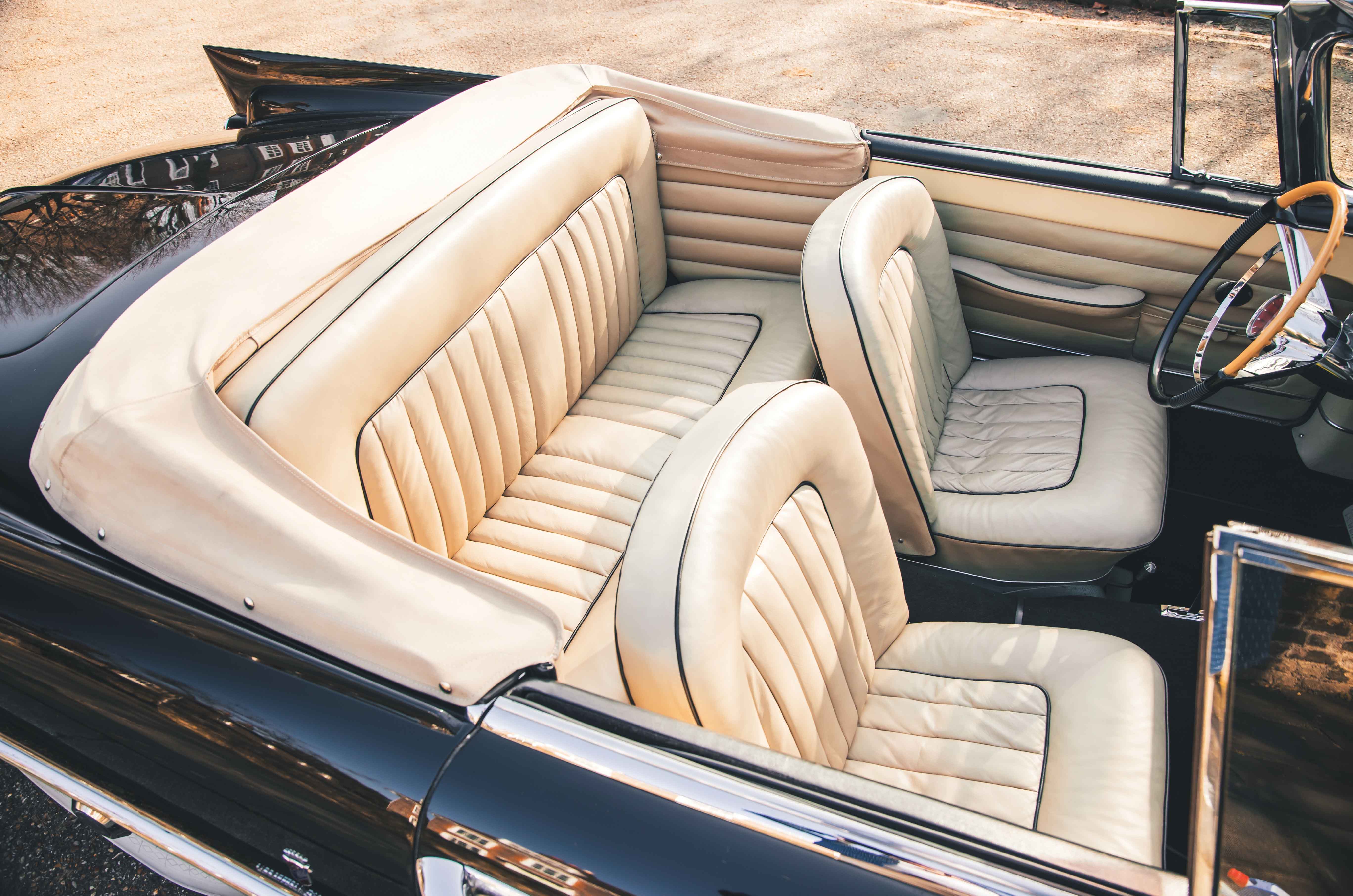 Classic & Sports Car – Dual-Ghia: the car for the stars