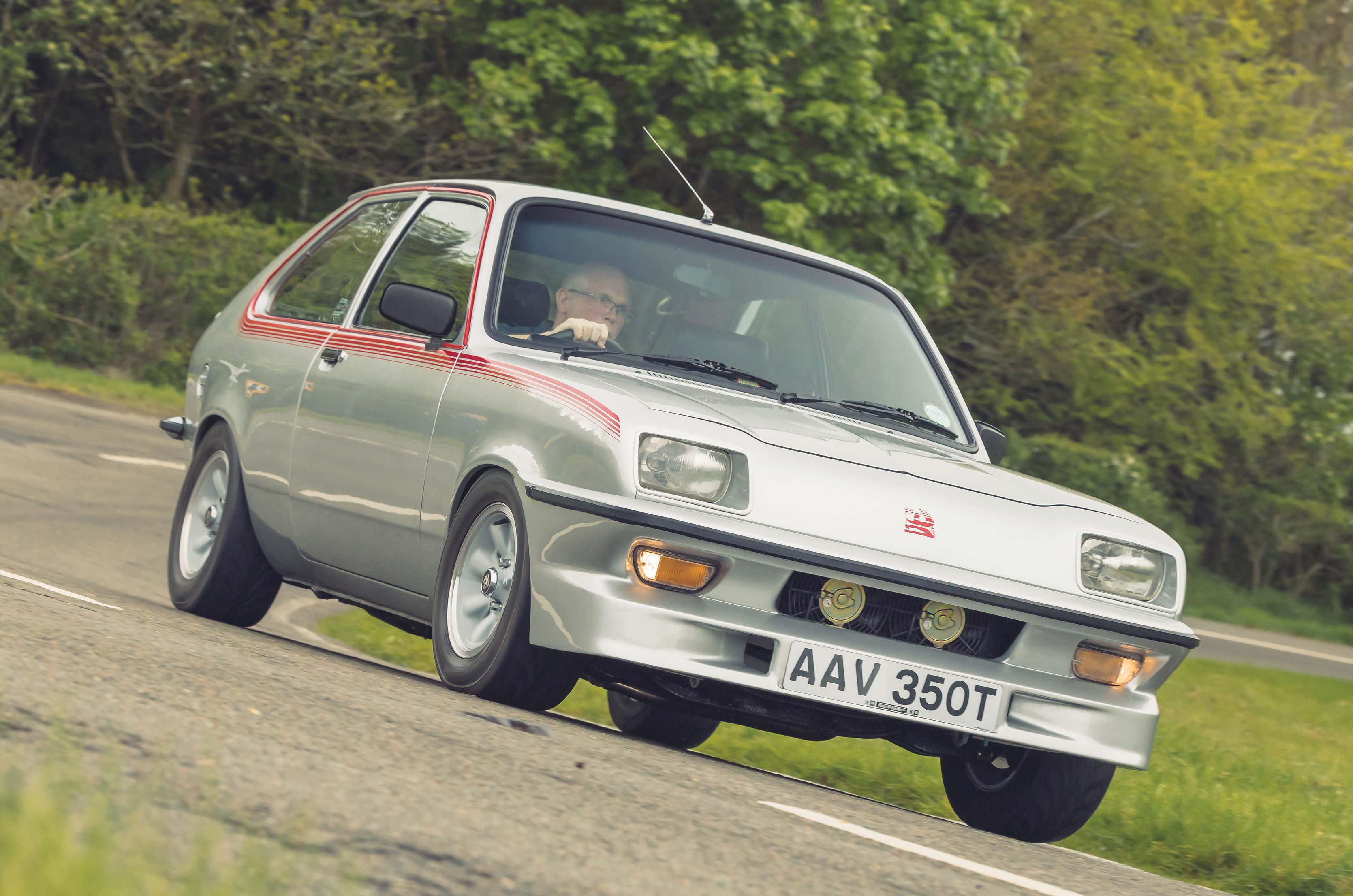 Classic & Sports Car – Ford Escort RS vs Sunbeam Lotus vs Vauxhall Chevette HS: rally action