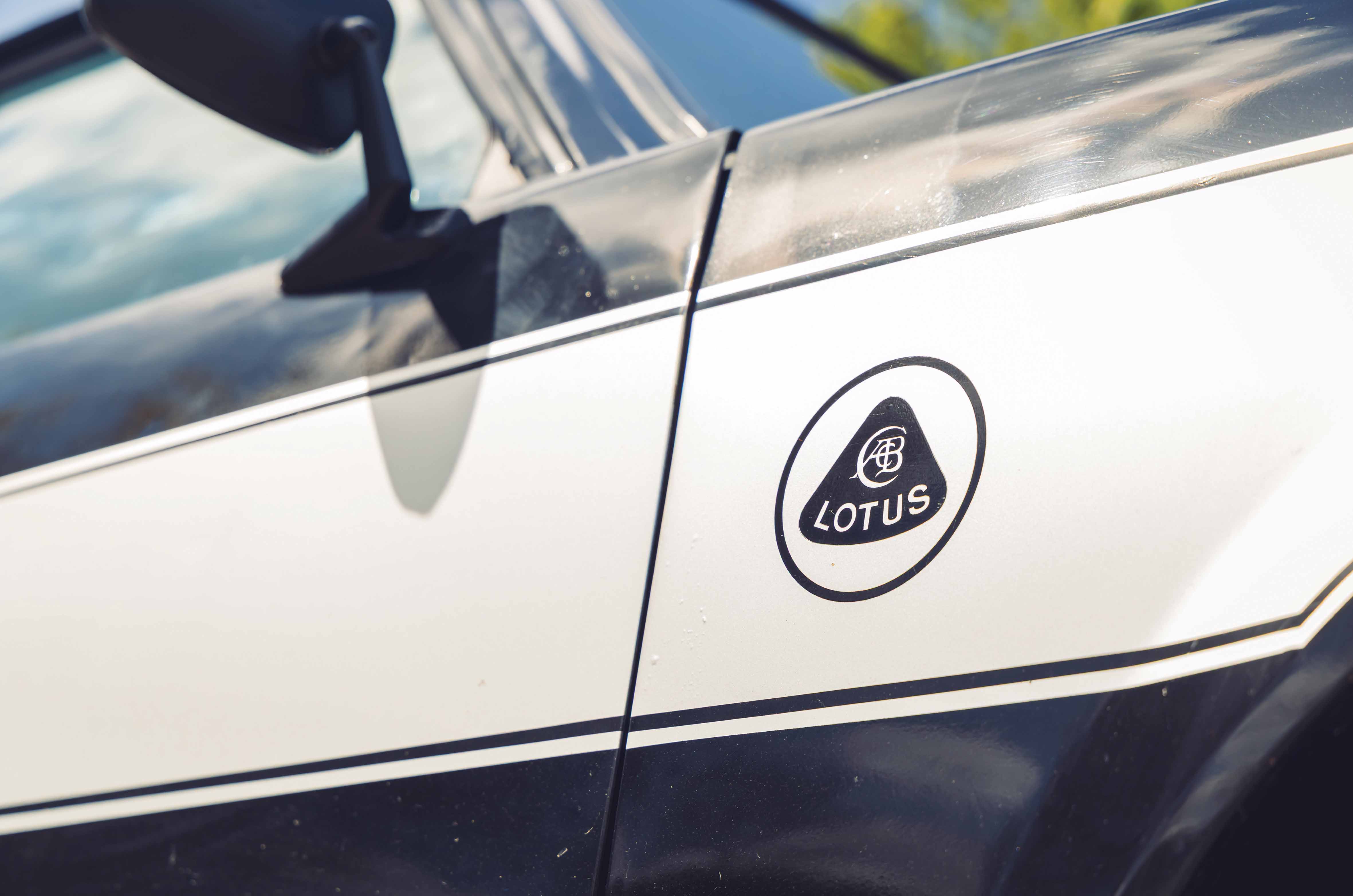 Classic & Sports Car – Ford Escort RS vs Sunbeam Lotus vs Vauxhall Chevette HS: rally action