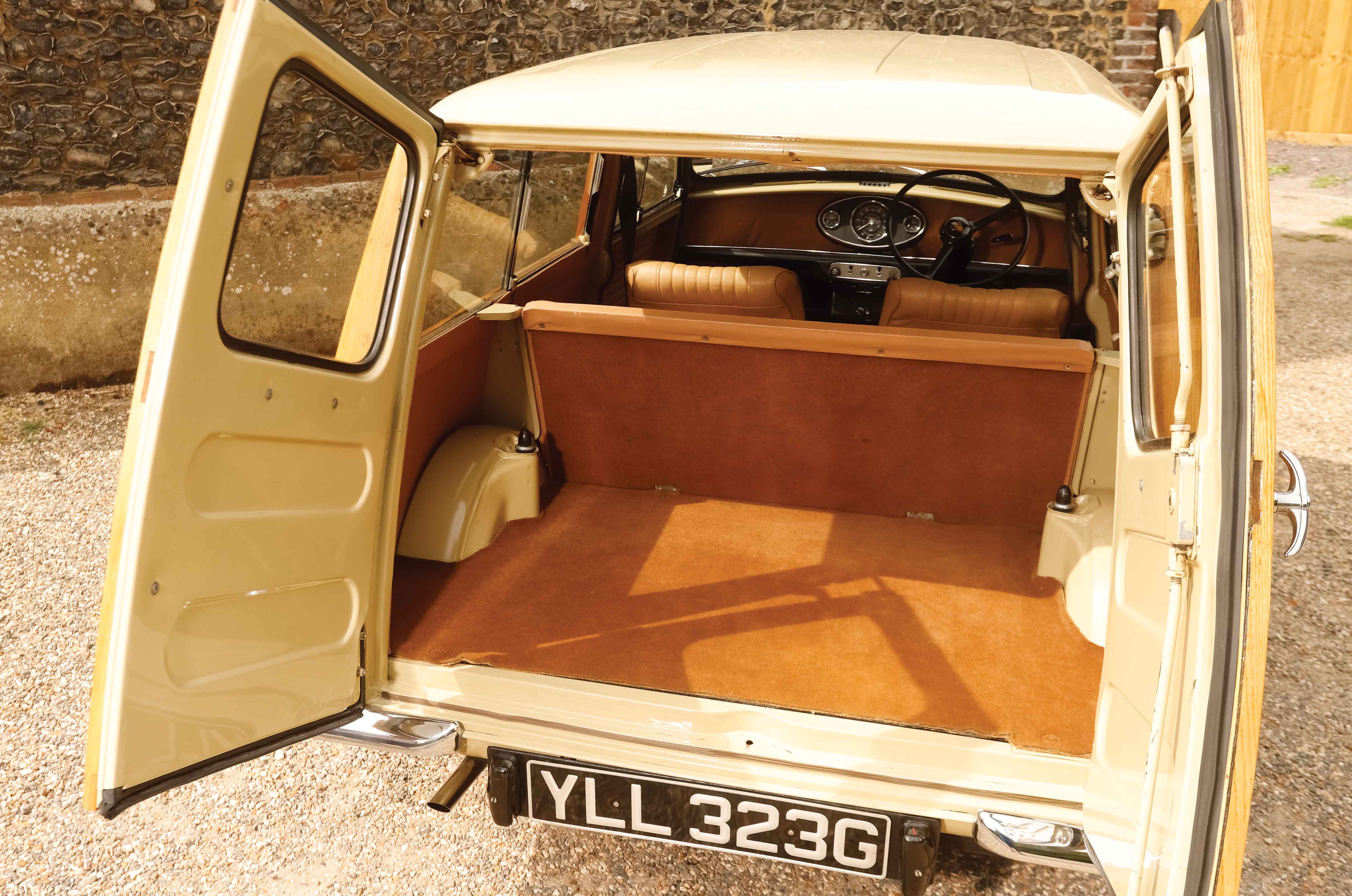 Classic & Sports Car – Minis vs Hillman Imps: back to front