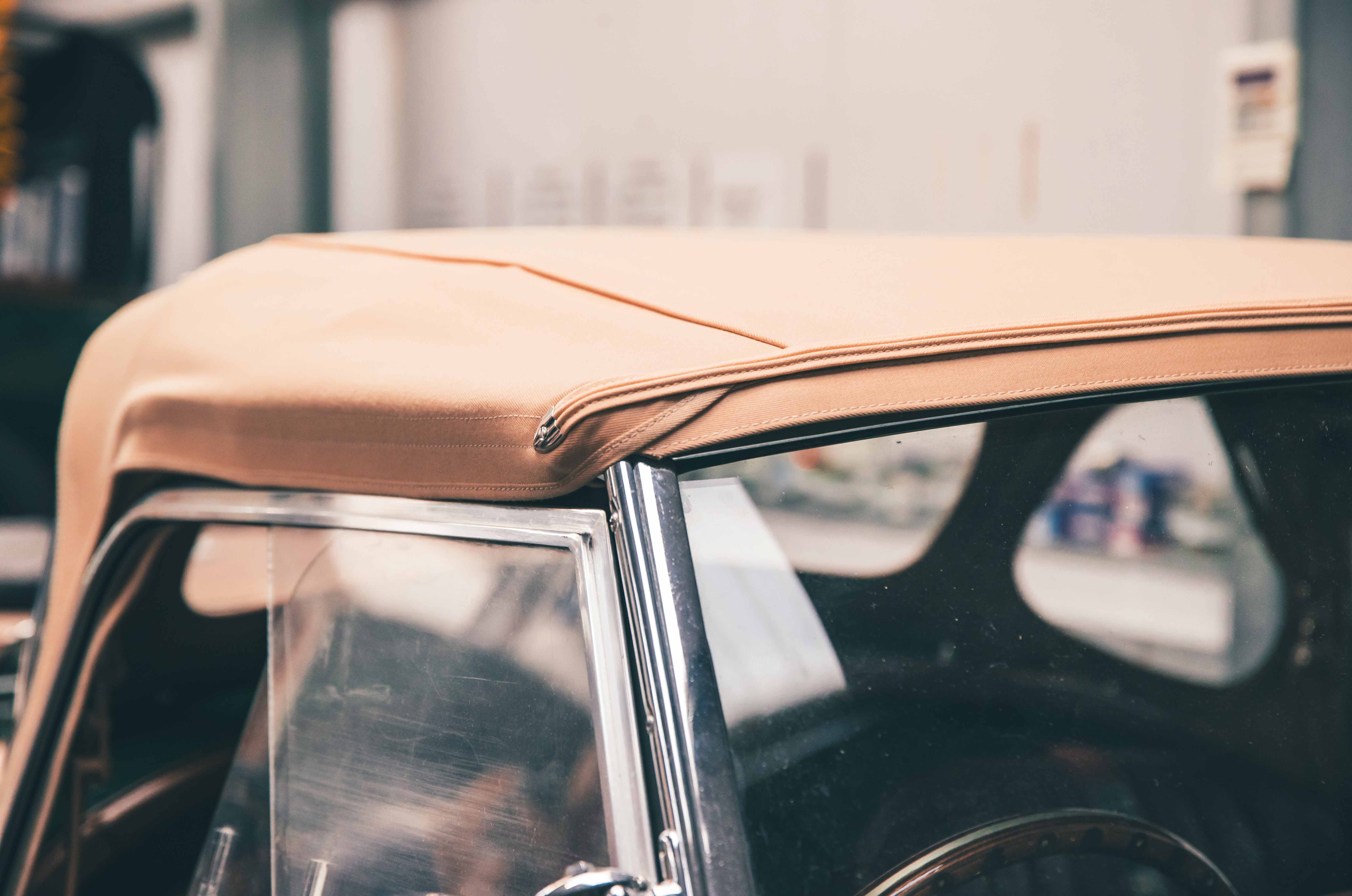 Classic & Sports Car – The specialist: Moore’s Classic Car Interiors