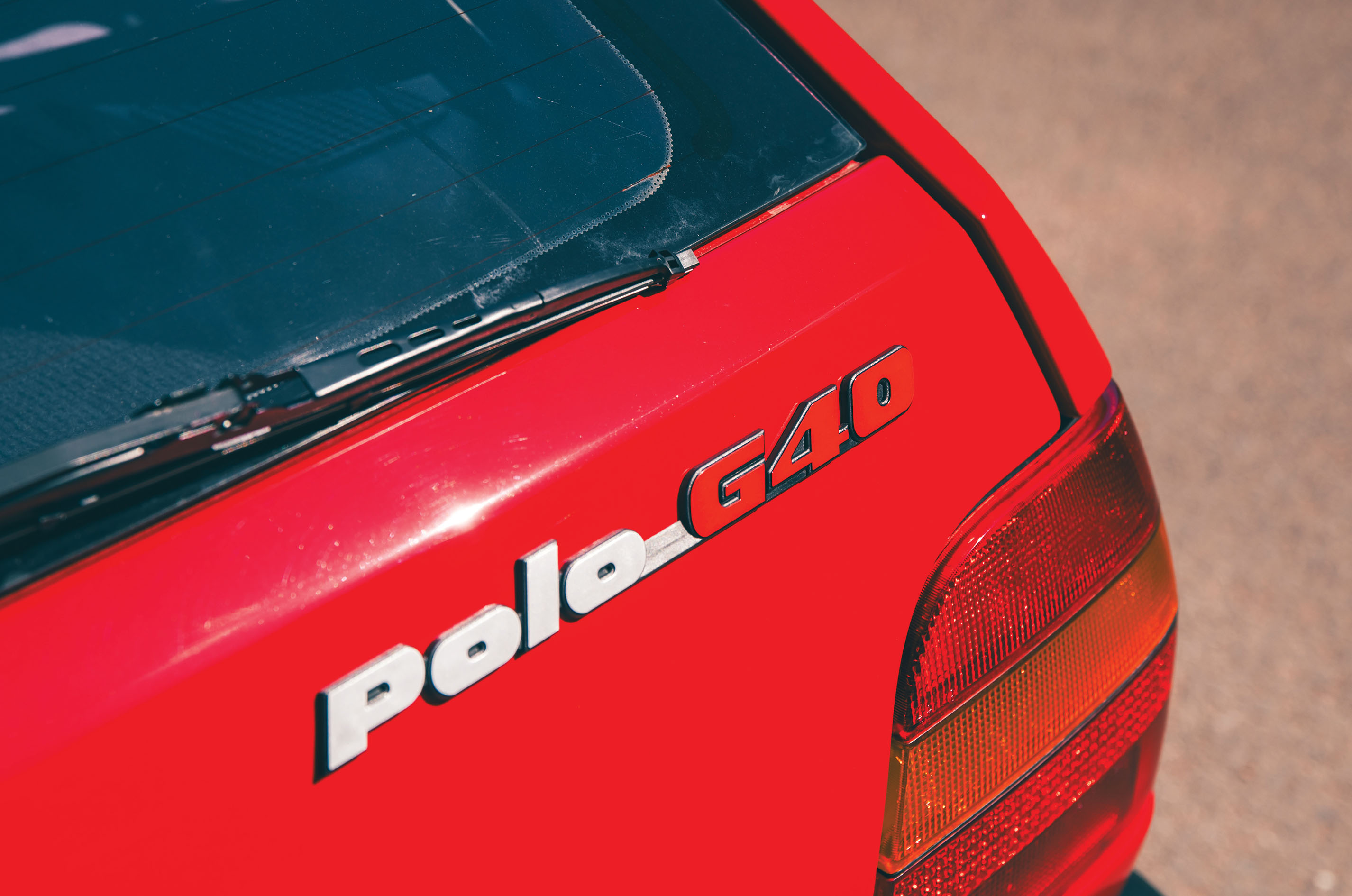 Classic & Sports Car – Volkswagen Polo G40 vs Daihatsu Charade GTti: forced introduction