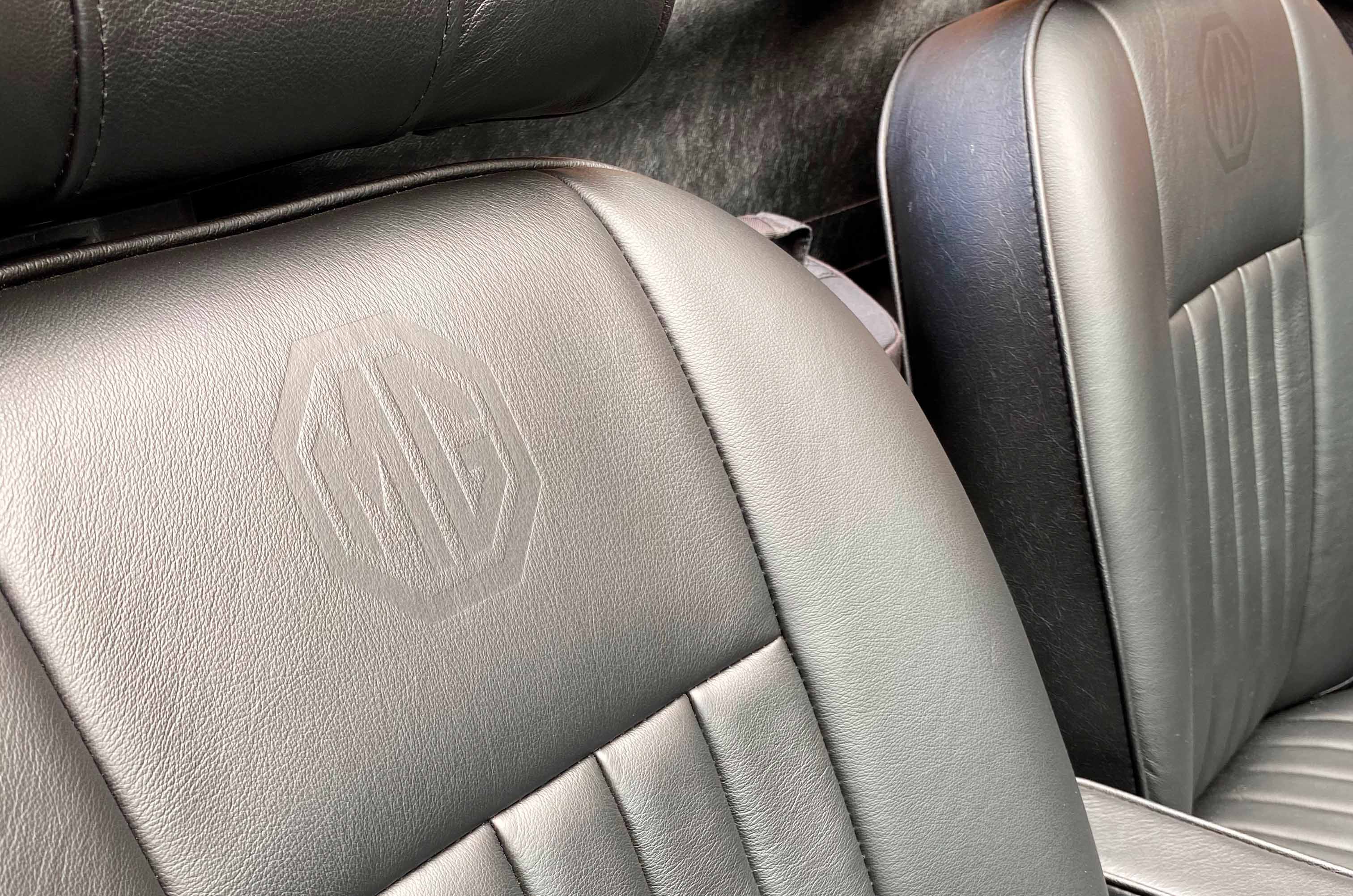 Classic & Sports Car – Your classic: MGB roadster