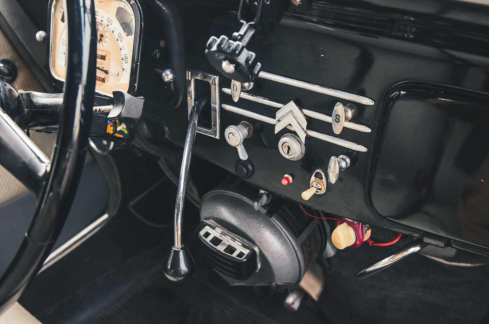 Classic & Sports Car – Buyer’s guide: Citroën Traction Avant