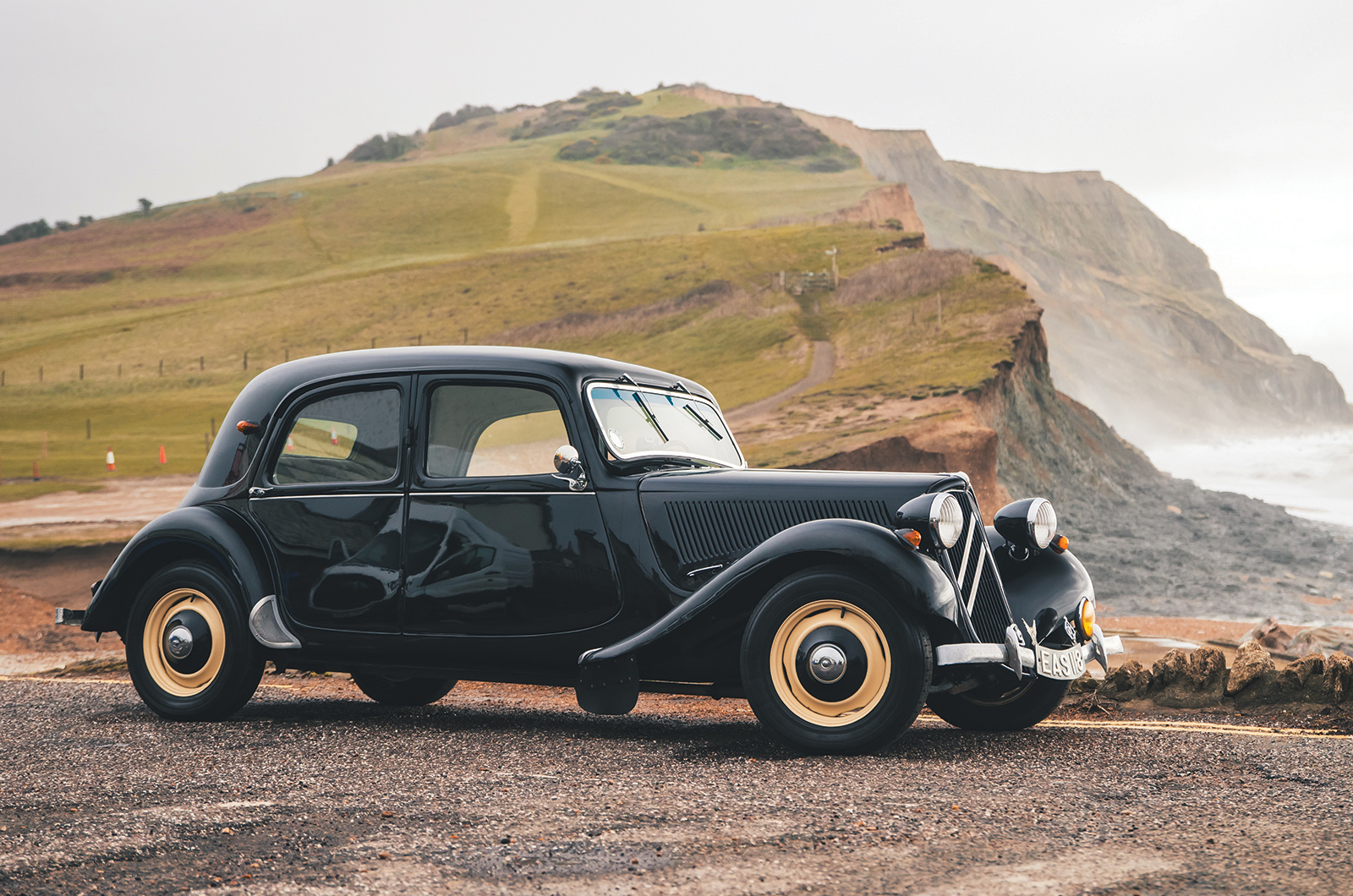 Classic & Sports Car – Buyer’s guide: Citroën Traction Avant