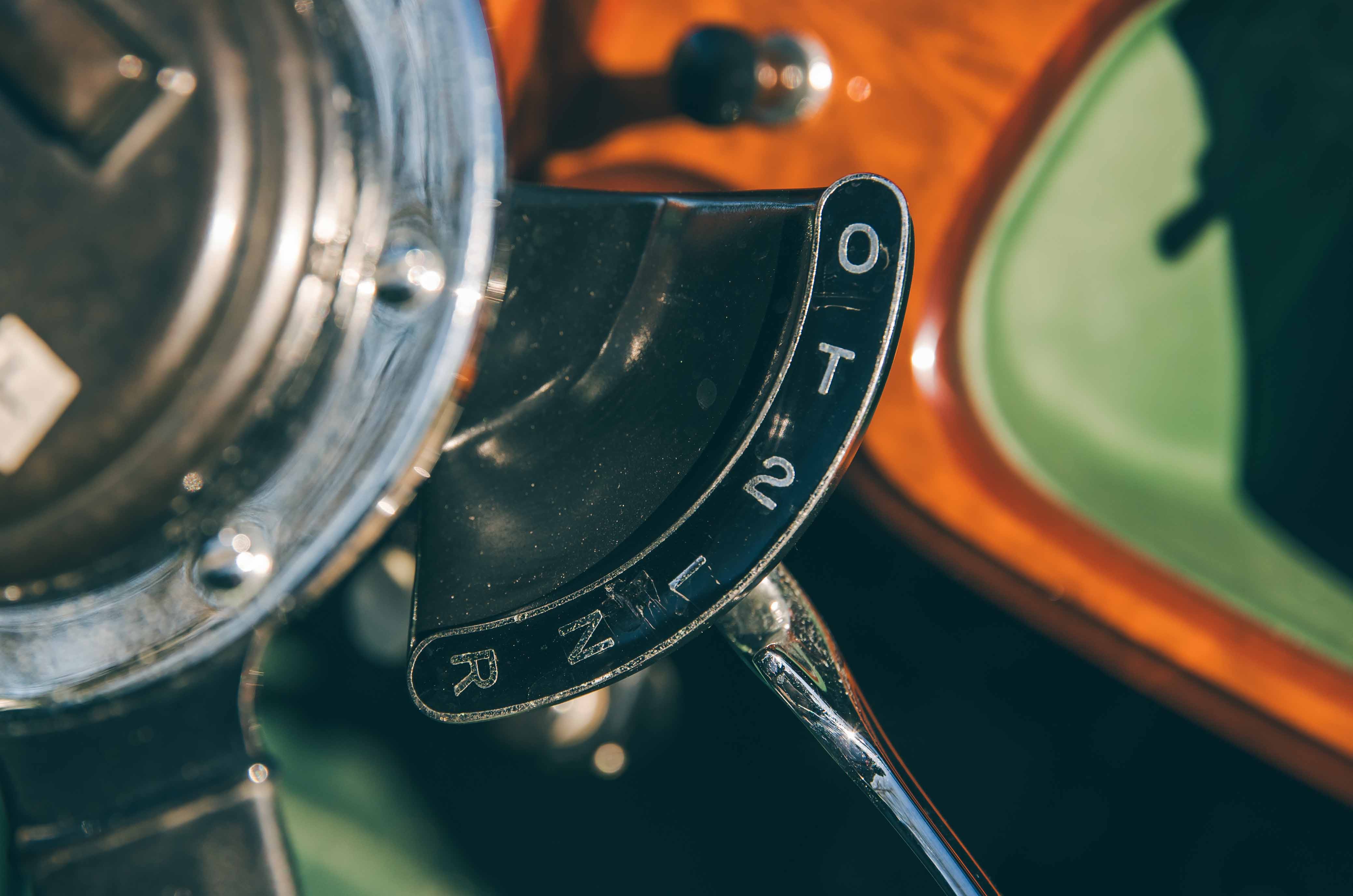 Classic & Sports Car – Daimler DB18: Churchill’s chariot