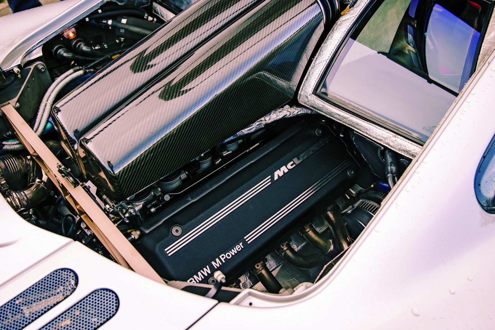 Classic & Sports Car – Ford Model T to McLaren F1: 20th-century trailblazers
