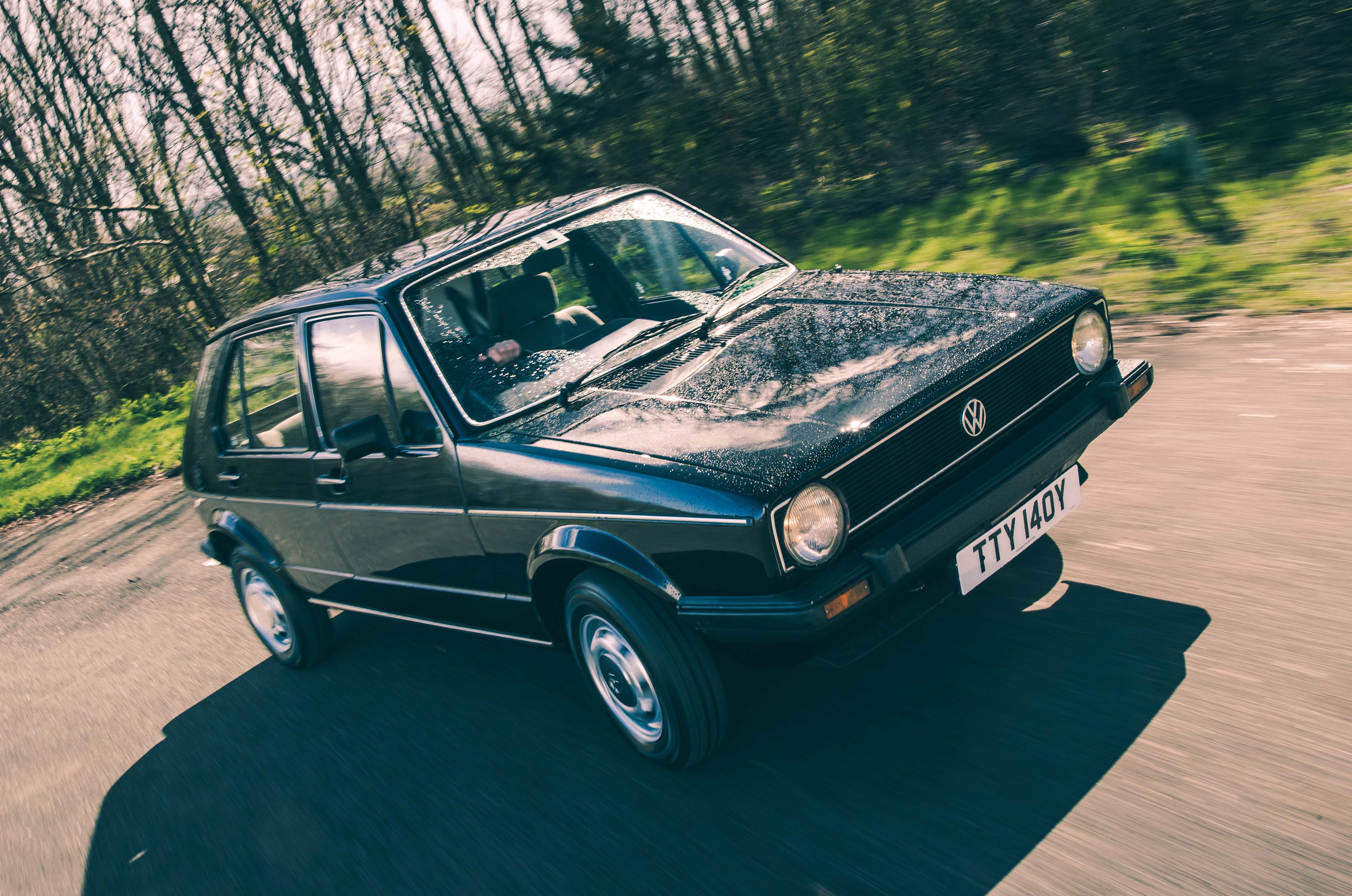 Classic & Sports Car – Ford Model T to McLaren F1: 20th-century trailblazers