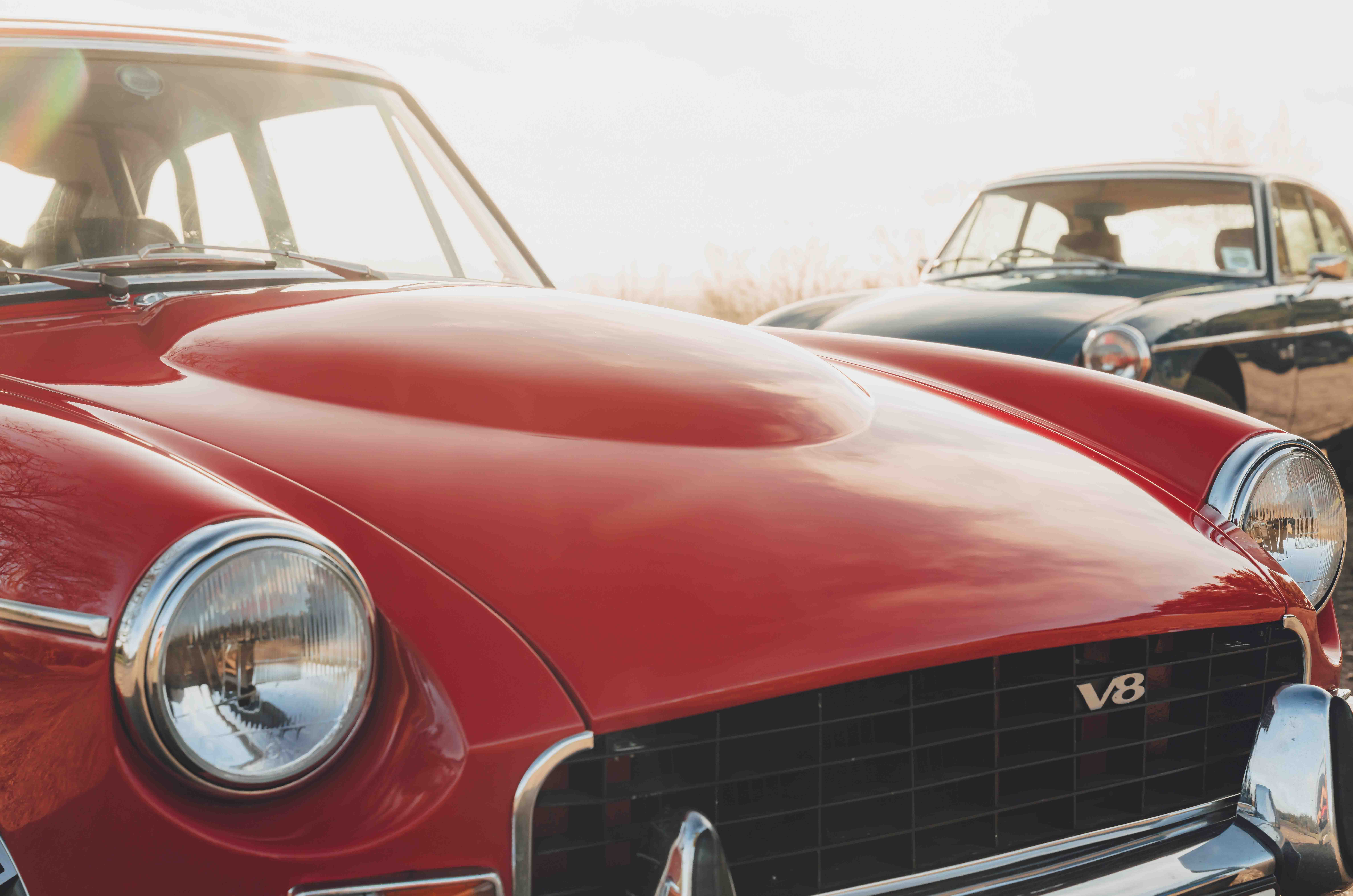 Classic & Sports Car – MGB GT V8s: Costello’s conversion vs Abingdon’s answer