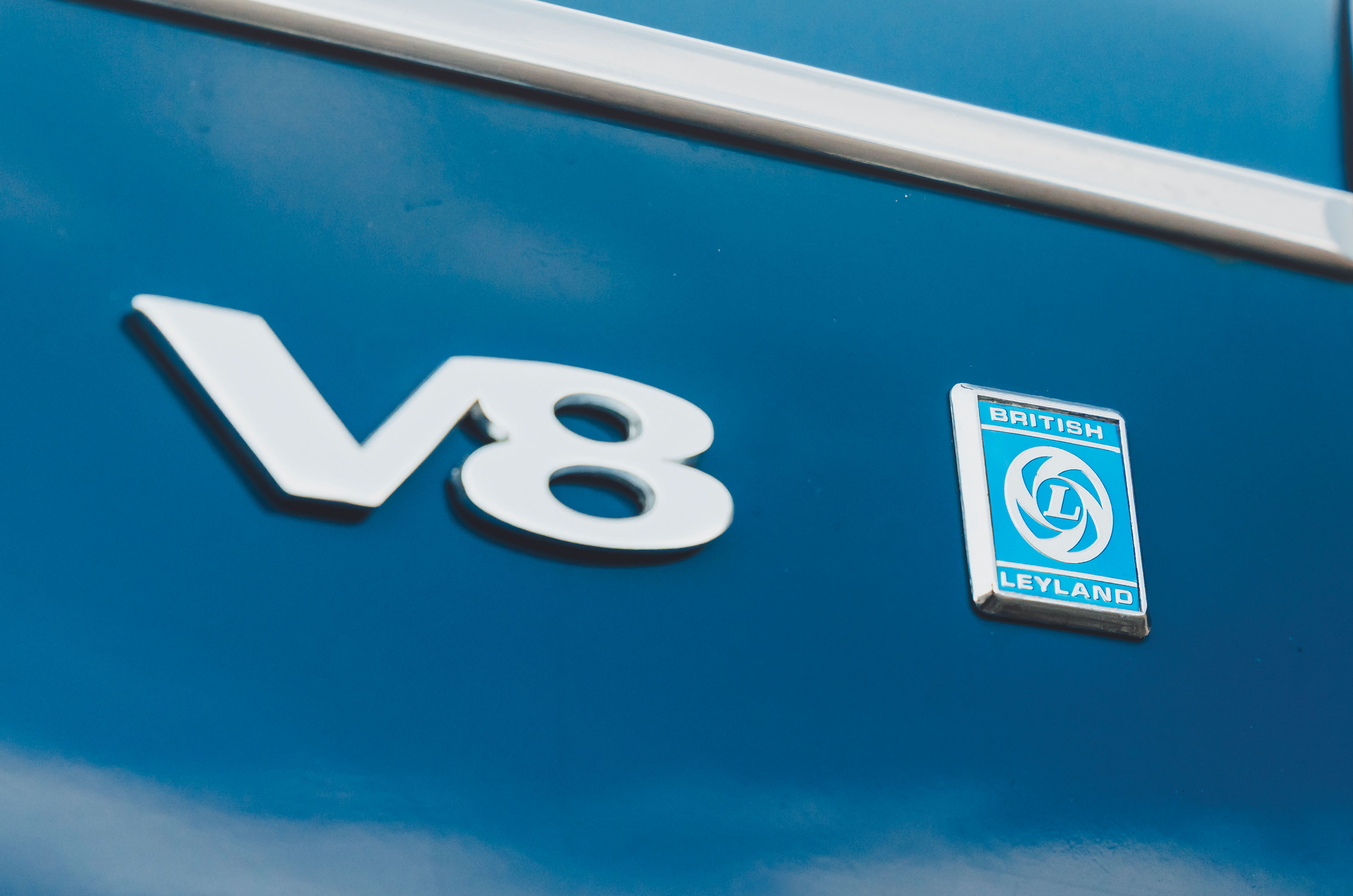 Classic & Sports Car – MGB GT V8s: Costello’s conversion vs Abingdon’s answer