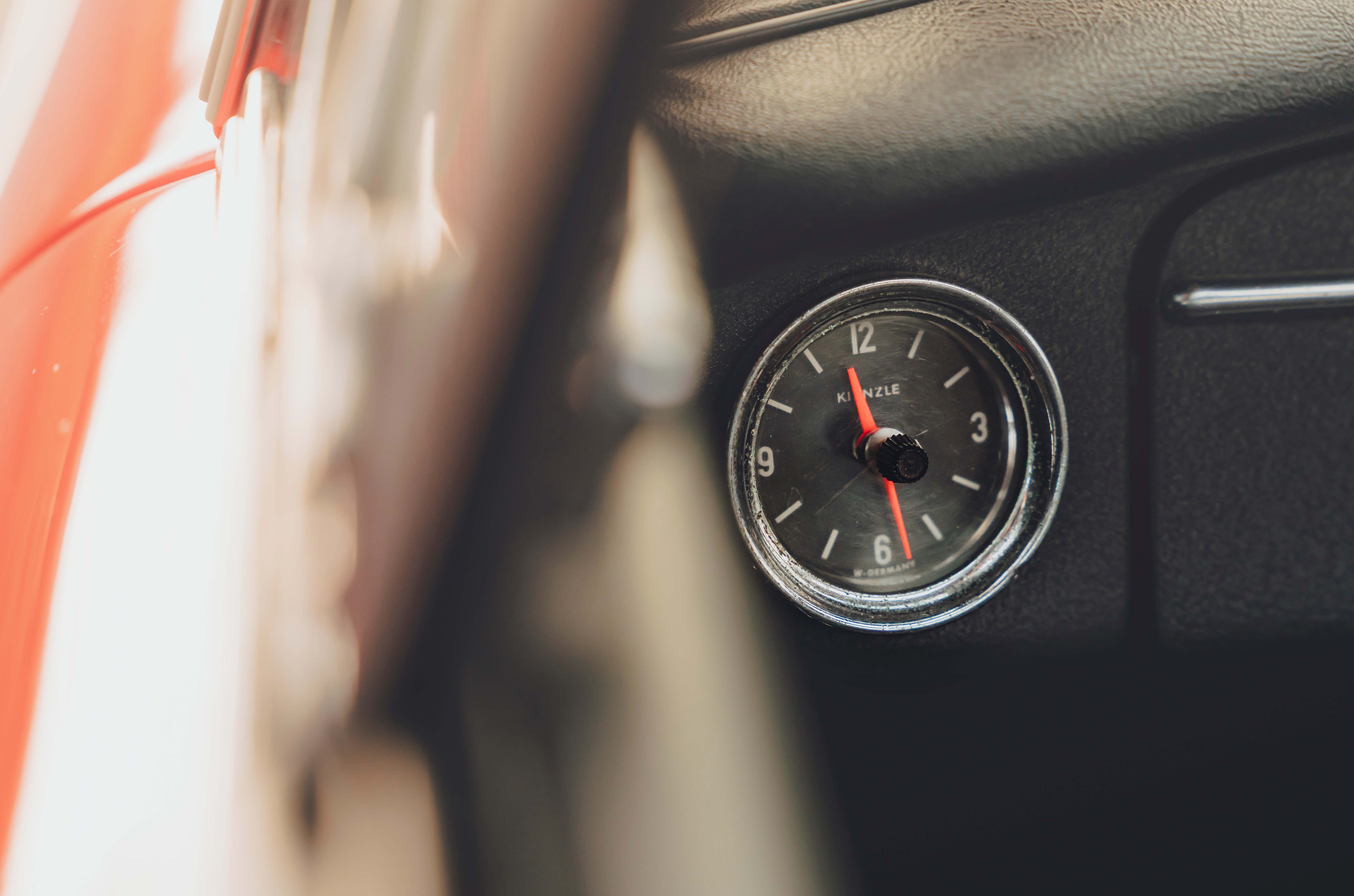 Classic & Sports Car – MGB GT V8s: Costello’s conversion vs Abingdon’s answer