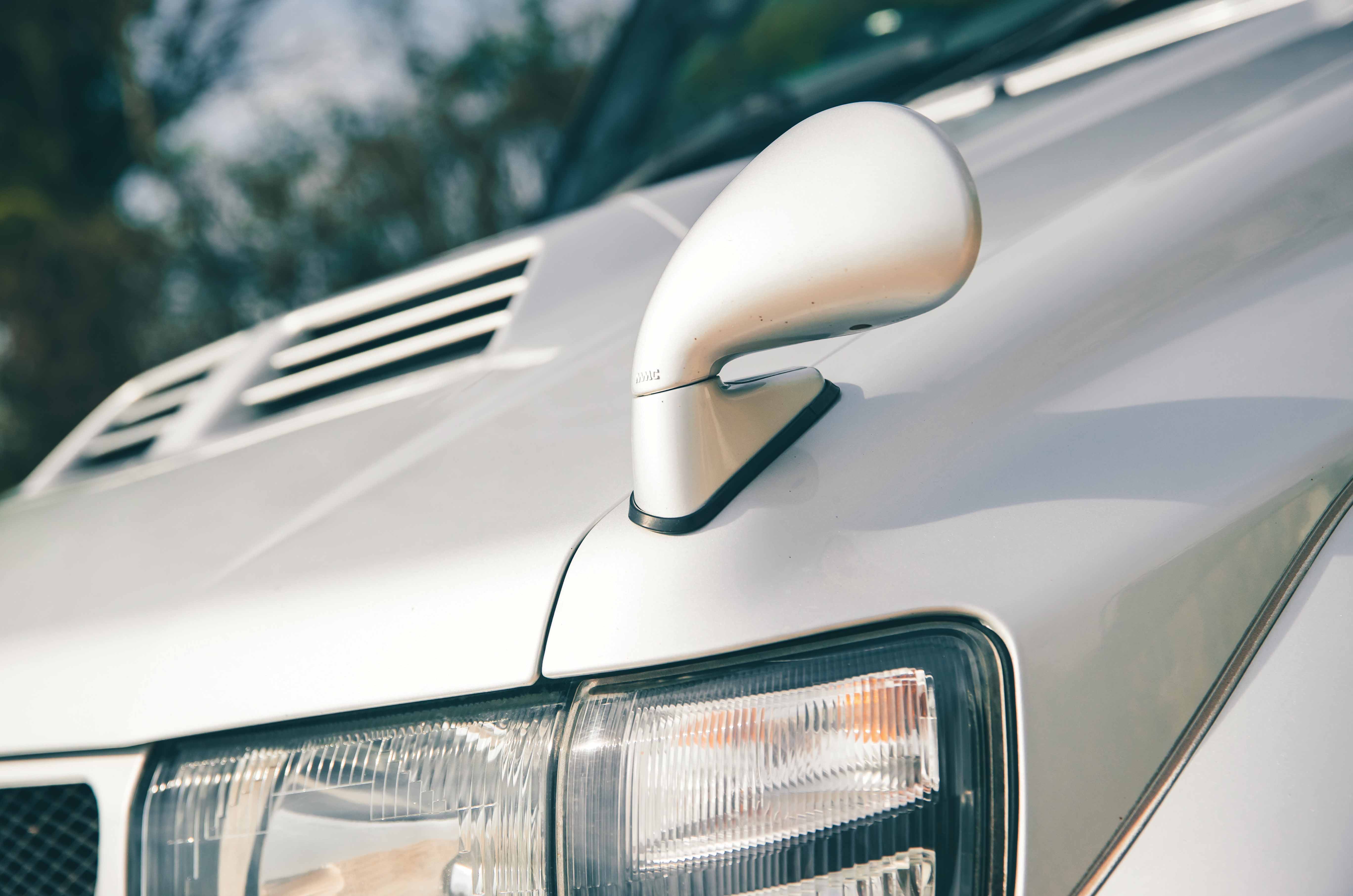 Classic & Sports Car – Mitsubishi Pajero Evolution: desert stormer