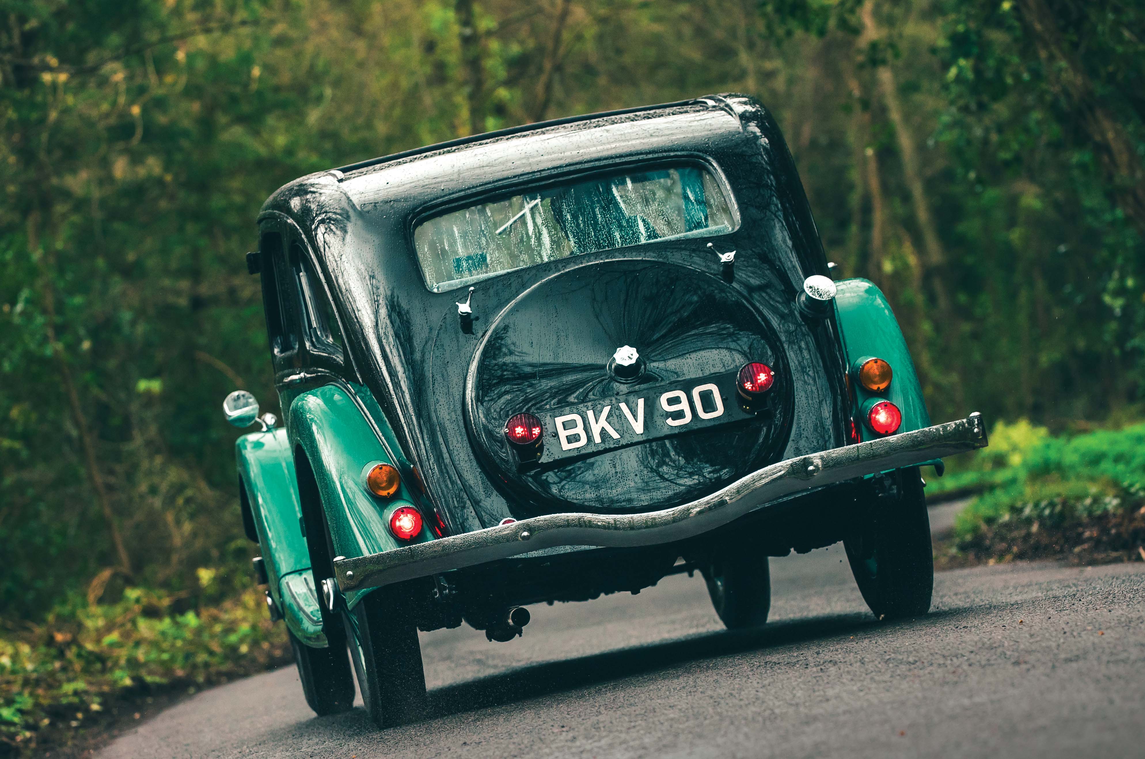 Classic & Sports Car – Riley Sprite 1½ Litre: variation on a theme