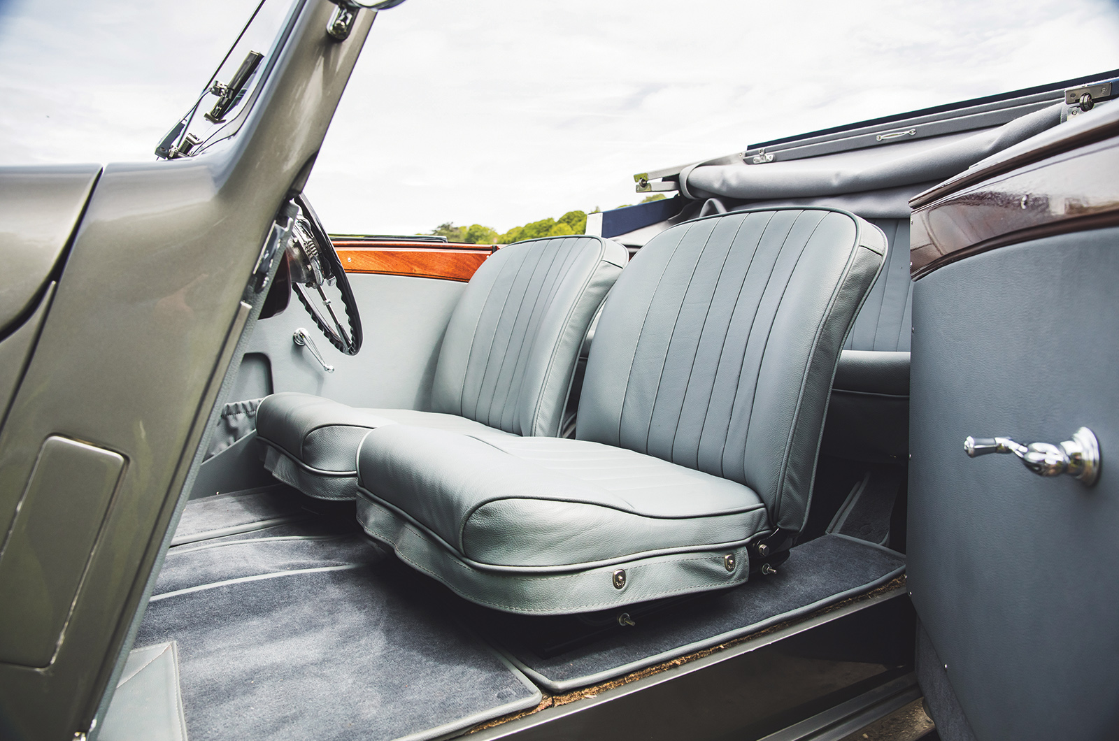 Classic & Sports Car – Buyer’s guide: Allard V8s