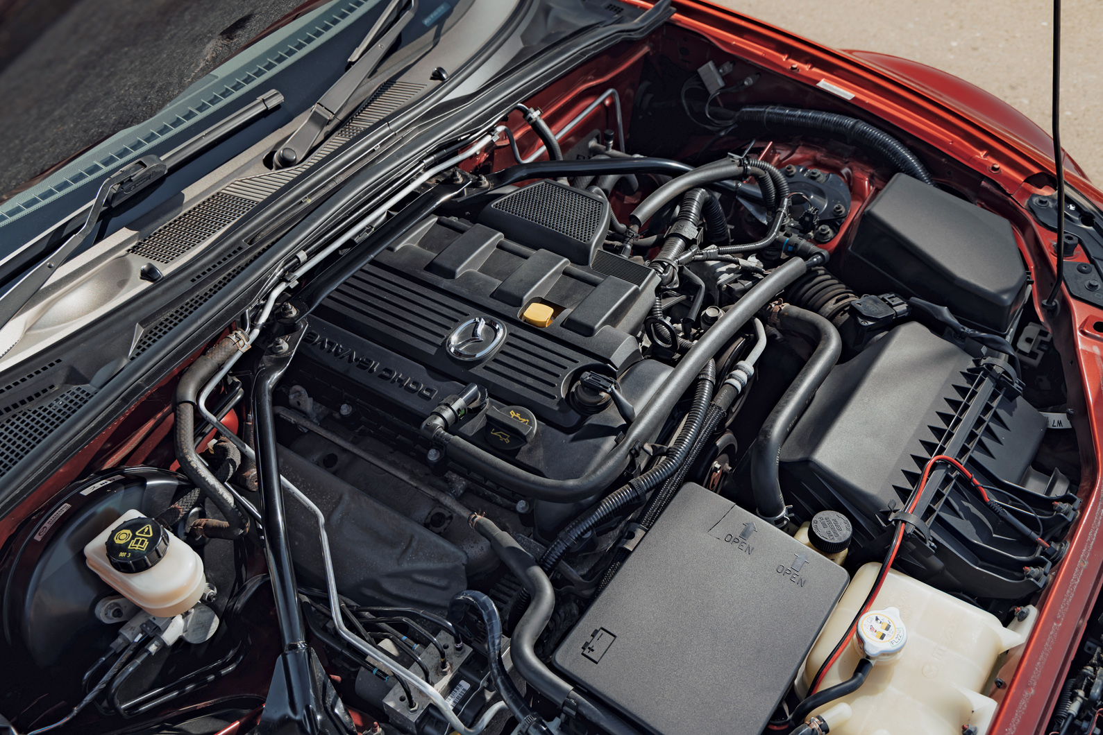 Classic & Sports Car – Bargain sports cars: 12 roadsters you can buy for £6000 or less