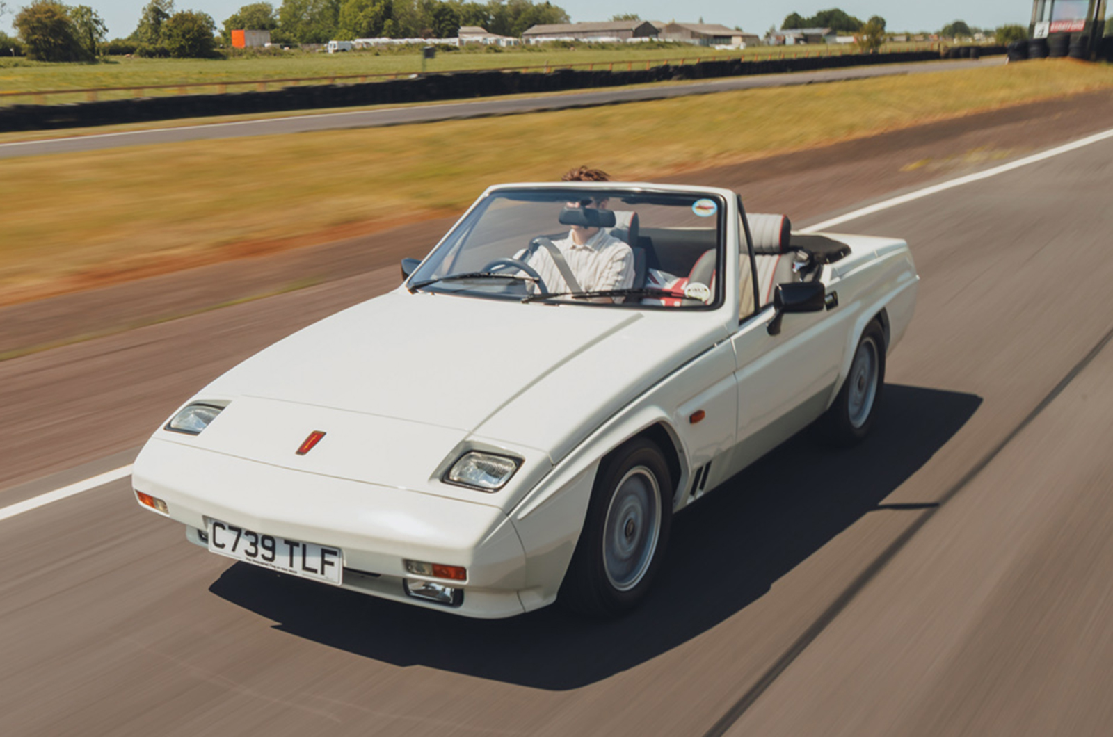 Classic & Sports Car – Bargain sports cars: 12 roadsters you can buy for £6000 or less