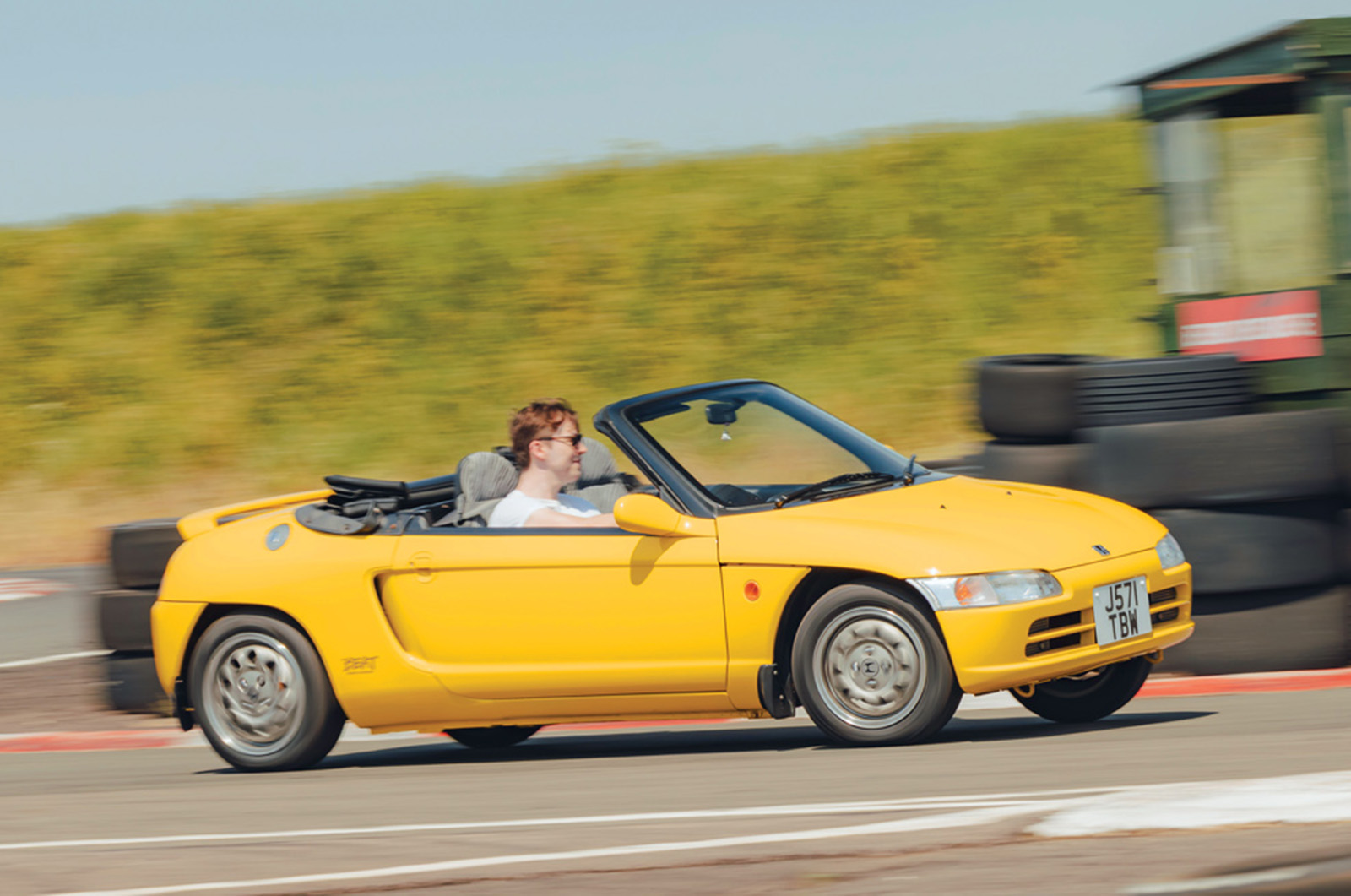 Classic & Sports Car – Bargain sports cars: 12 roadsters you can buy for £6000 or less