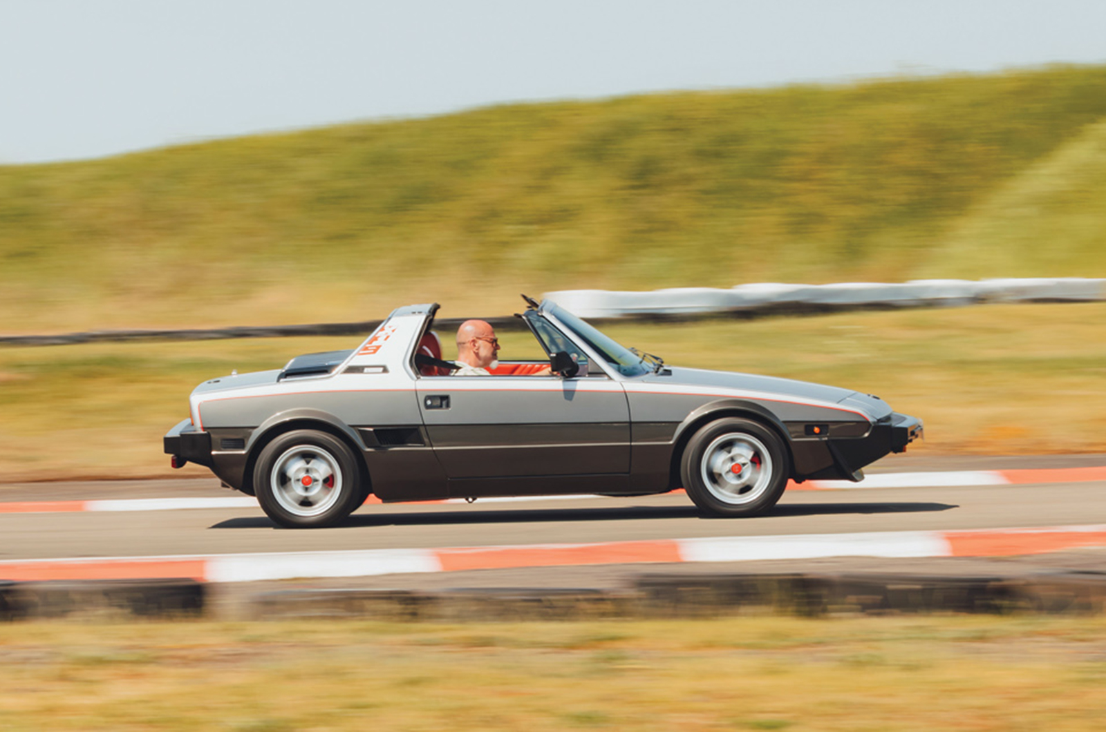 Classic & Sports Car – Bargain sports cars: 12 roadsters you can buy for £6000 or less