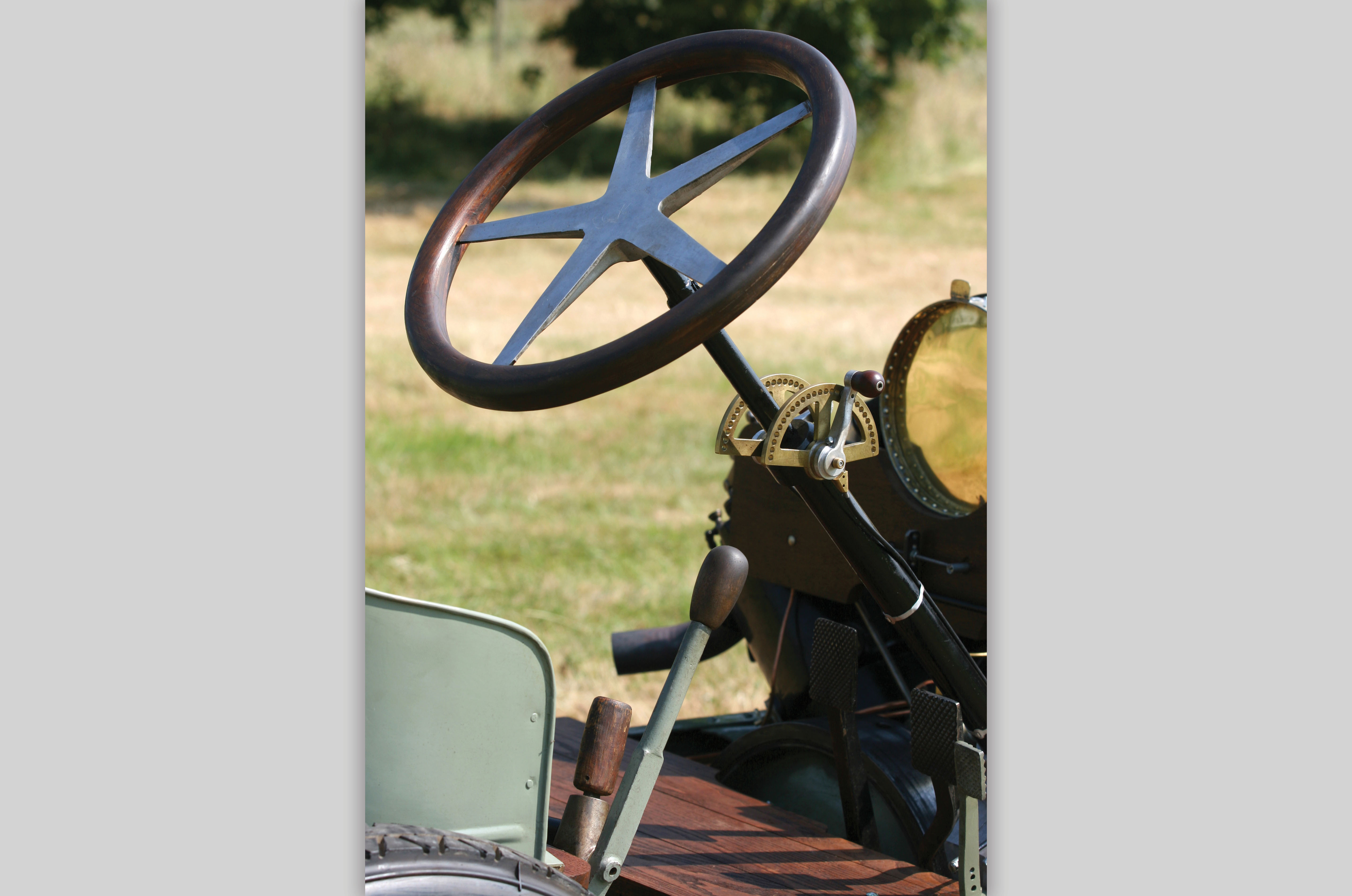 Classic & Sports Car – Darracq 200hp: the 25-litre V8 record-breaker 