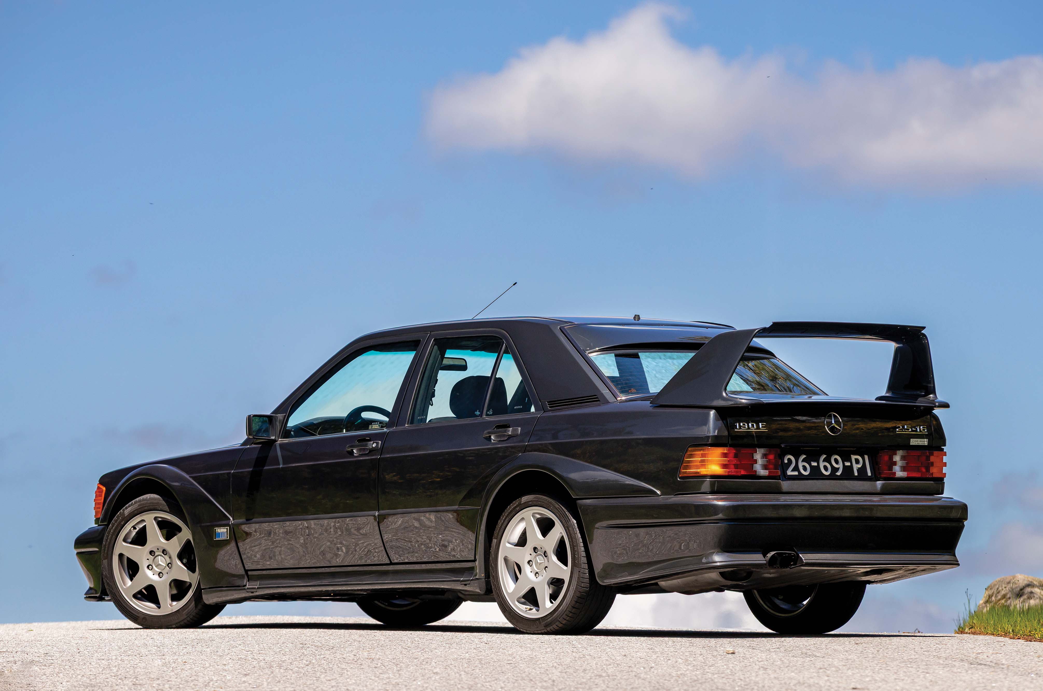 Classic & Sports Car – Mercedes-Benz 190E 2.5-16 Evolution II: wing commander