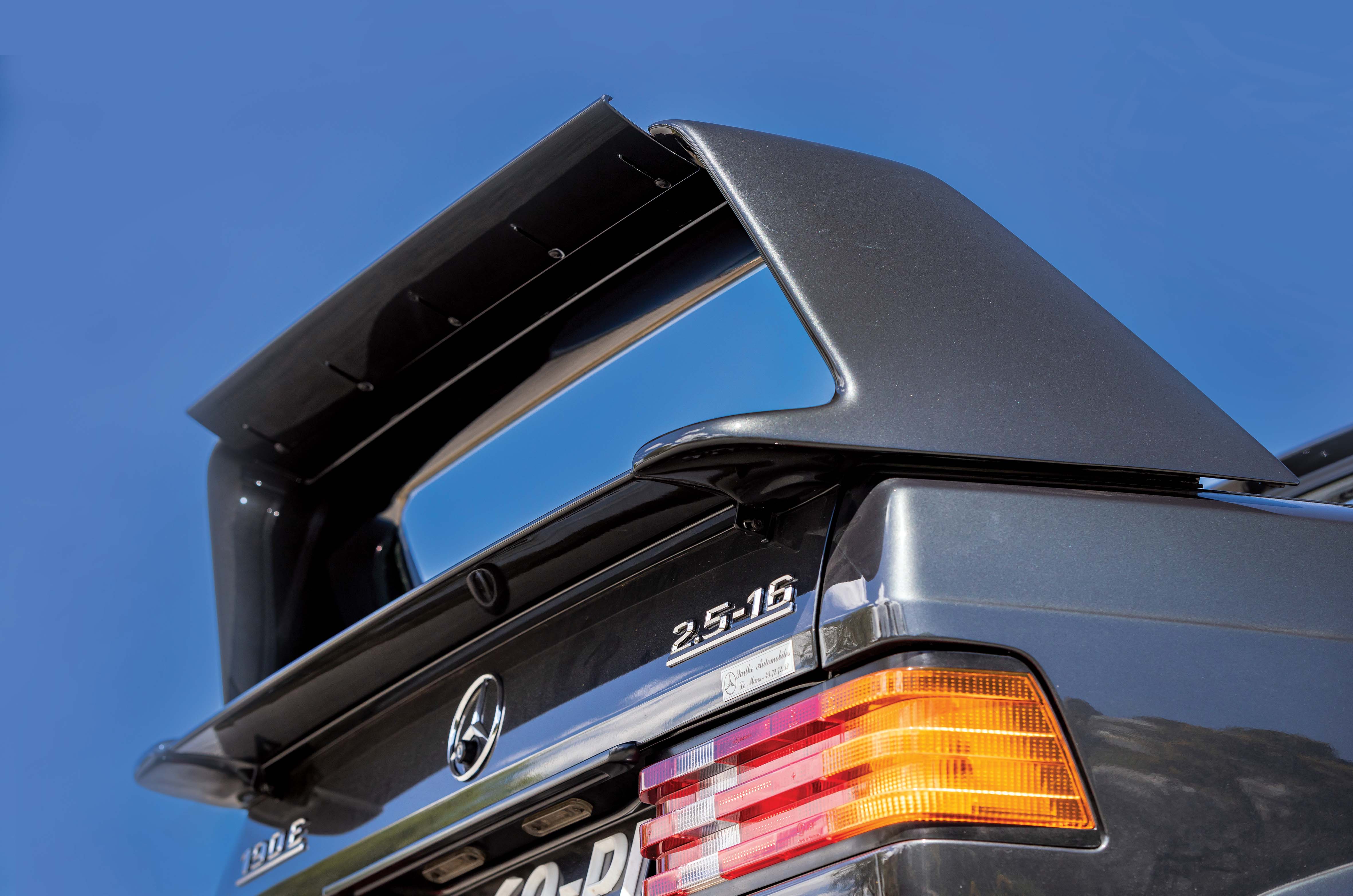 Classic & Sports Car – Mercedes-Benz 190E 2.5-16 Evolution II: wing commander