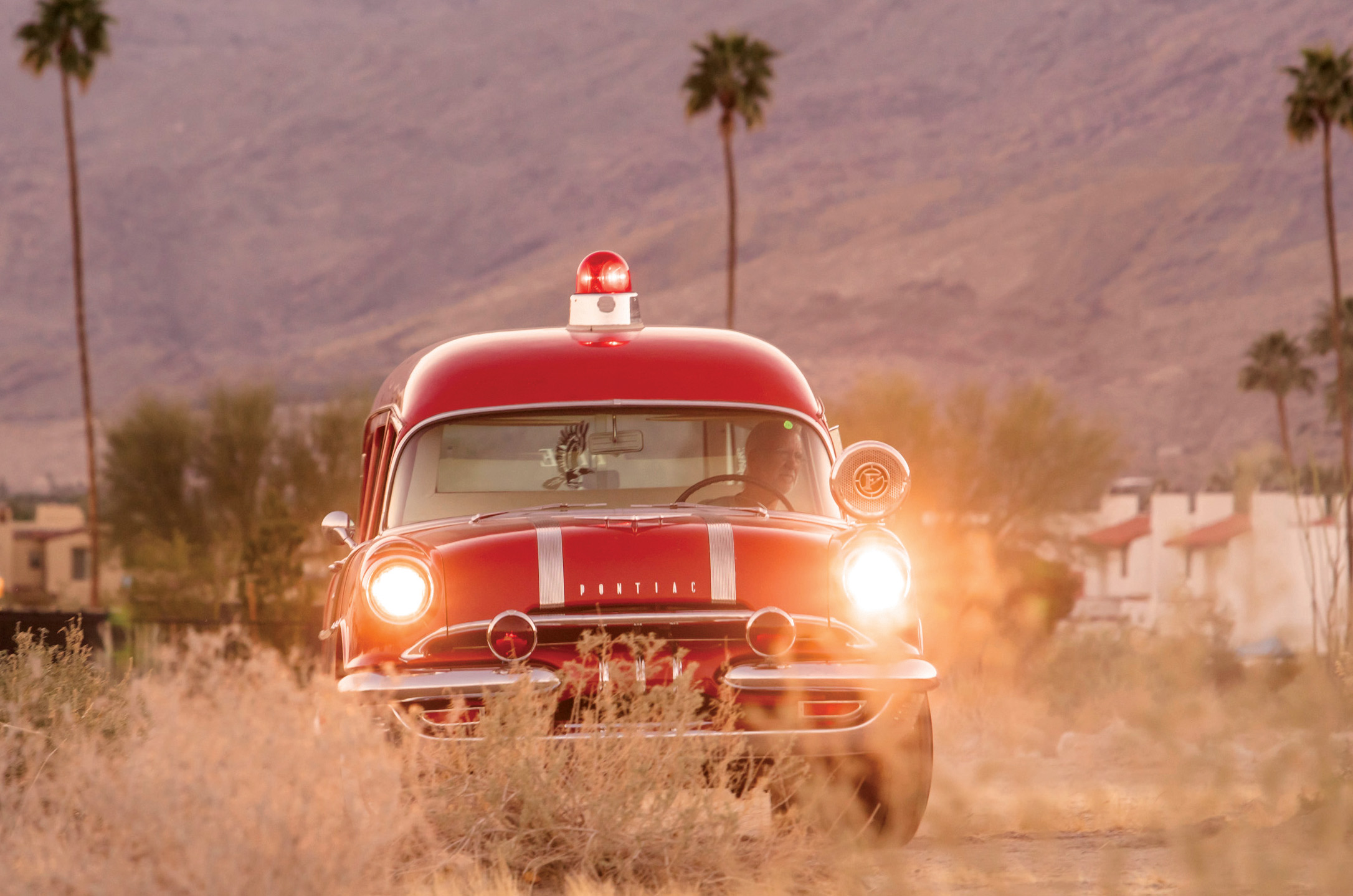 Classic & Sports Car – Pontiac Memphian ambulance: estate of emergency