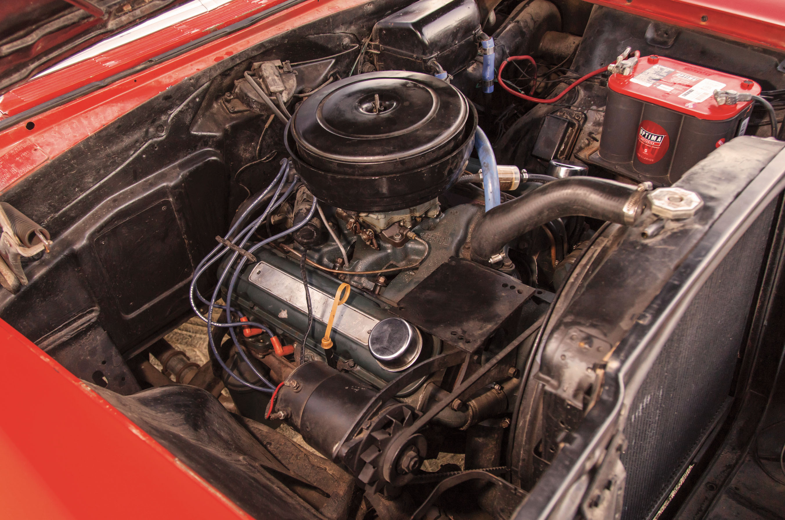 Classic & Sports Car – Pontiac Memphian ambulance: estate of emergency