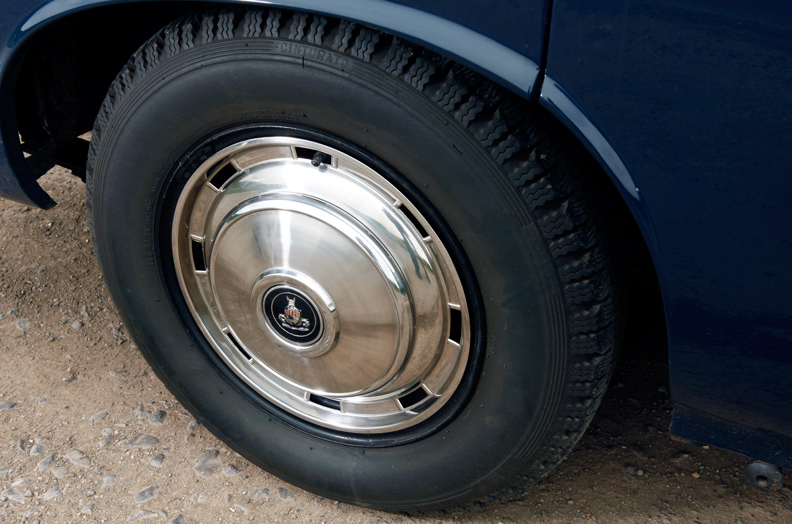 Classic & Sports Car – Buyer’s guide: Rover P5 & P5B