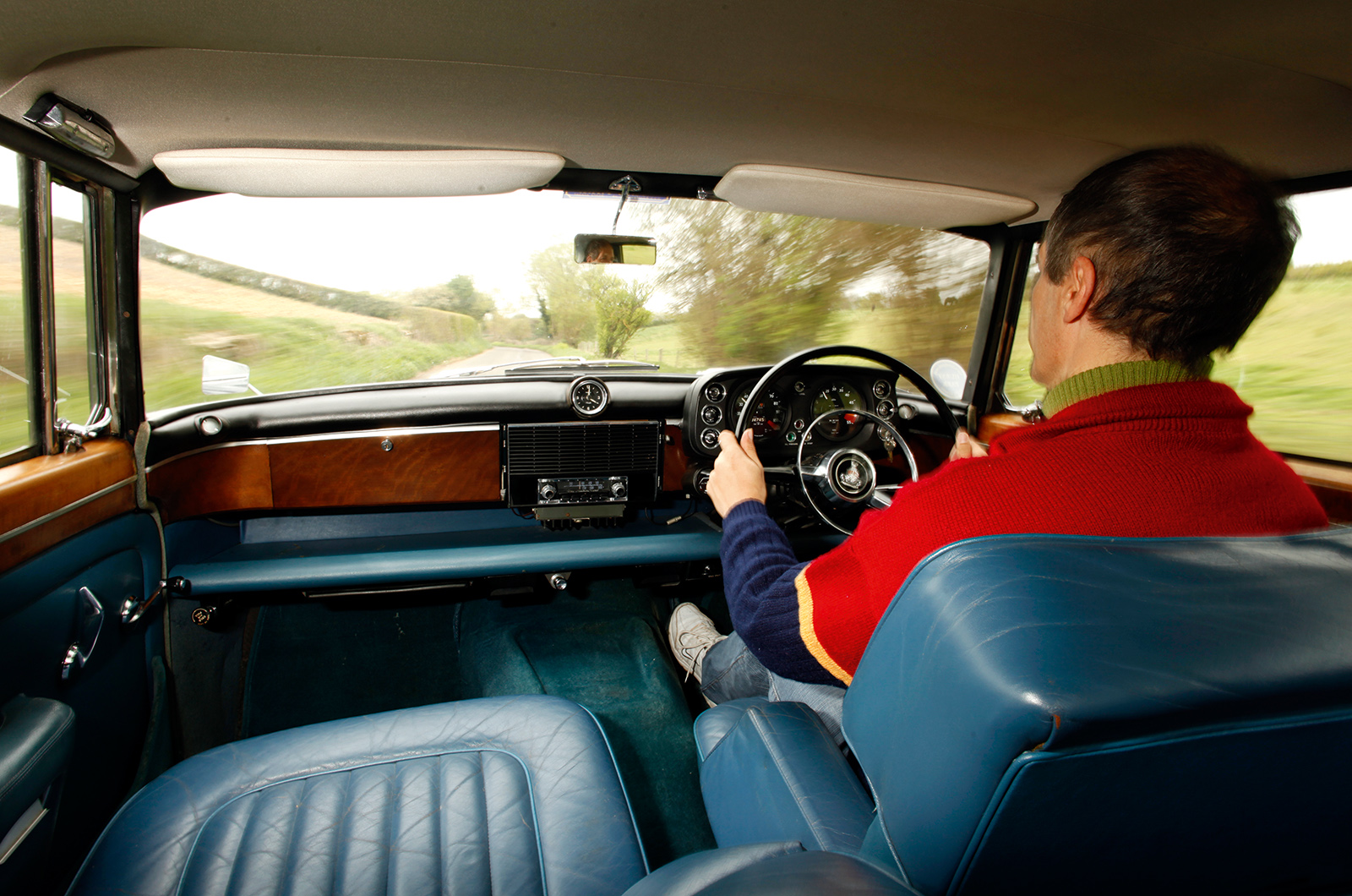 Classic & Sports Car – Buyer’s guide: Rover P5 & P5B