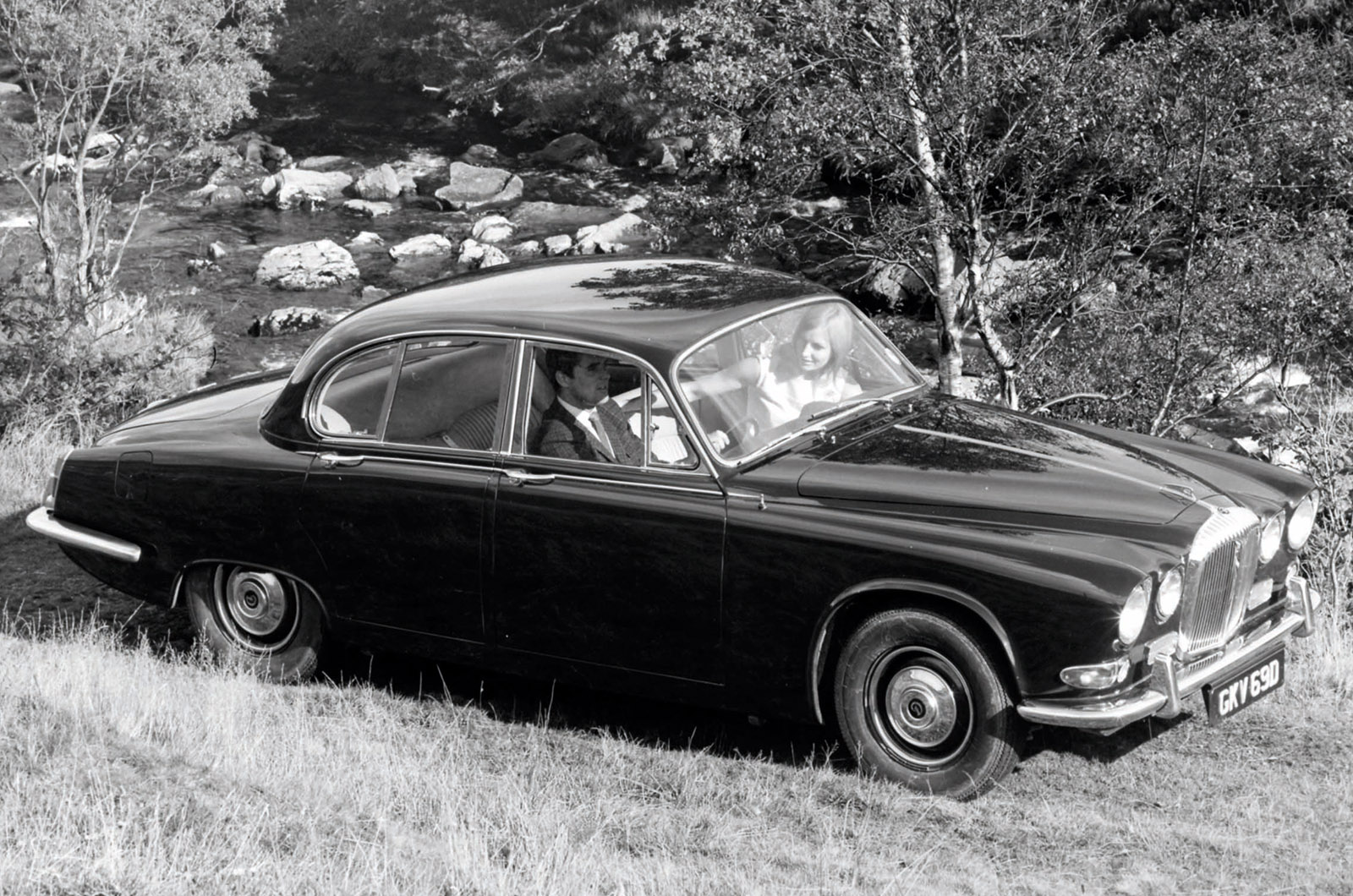 Classic & Sports Car – Buyer’s guide: Rover P5 & P5B