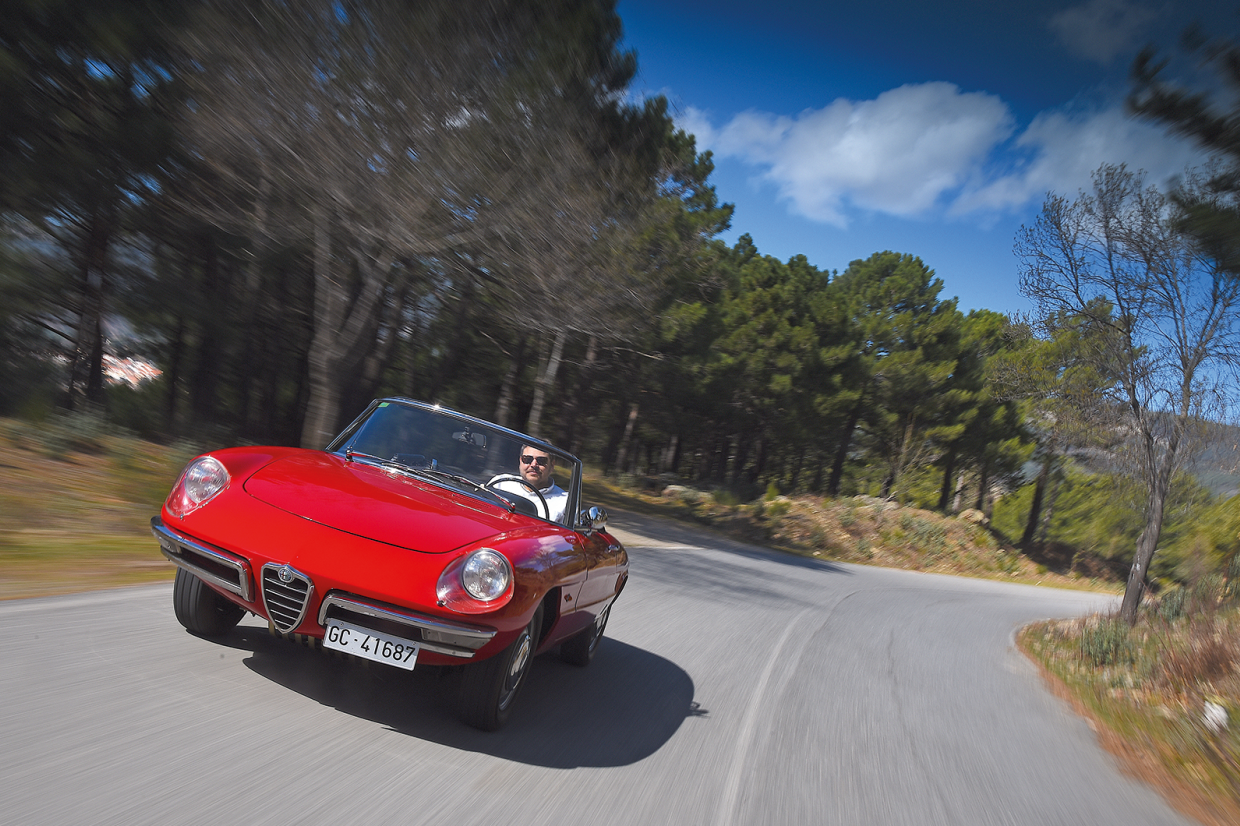 Classic & Sports Car – Dream drive: Alfa Romeo Duetto 1600