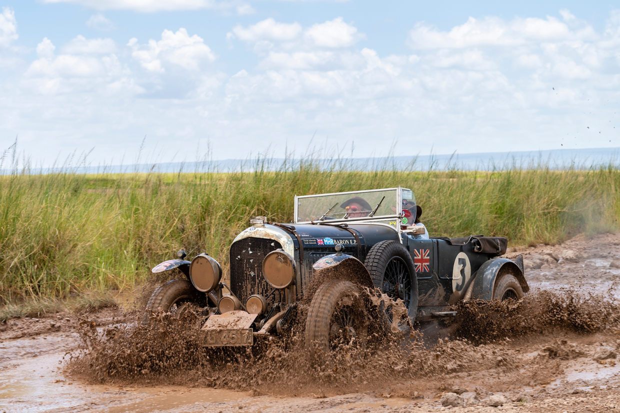 Bentley duo claims epic Southern Cross Safari win