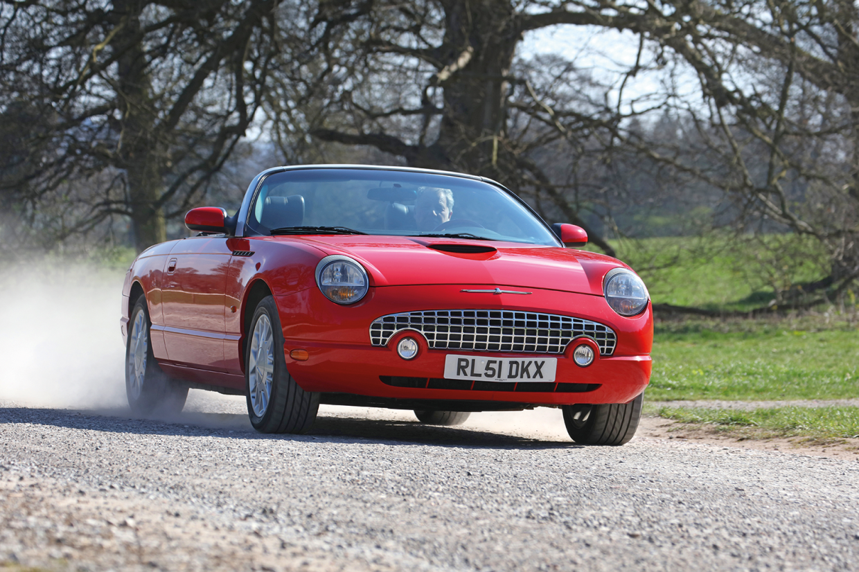 Classic & Sports Car – Is the reborn Ford Thunderbird really that bad?