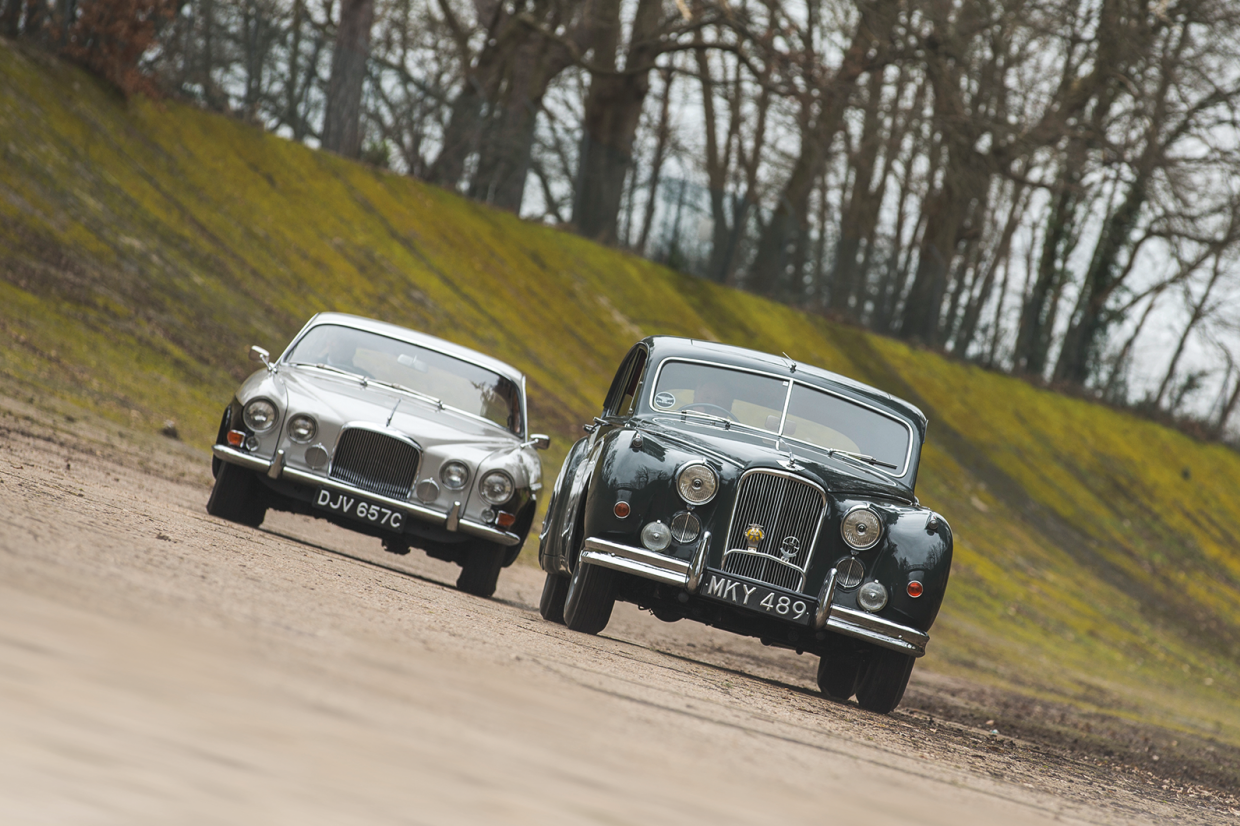 Classic & Sports Car – When size matters: Jaguar MkVIIM vs MkX