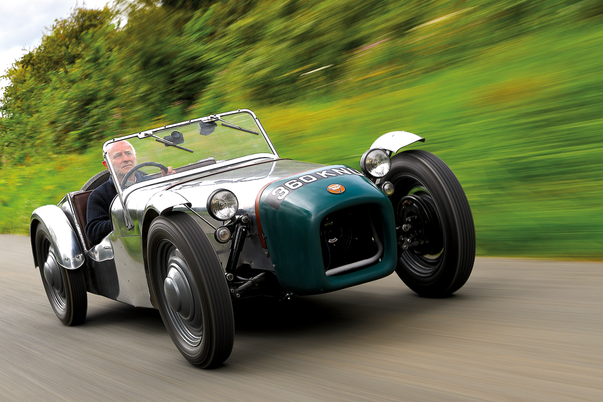 Classic & Sports Car – Founding father: Ginetta G2