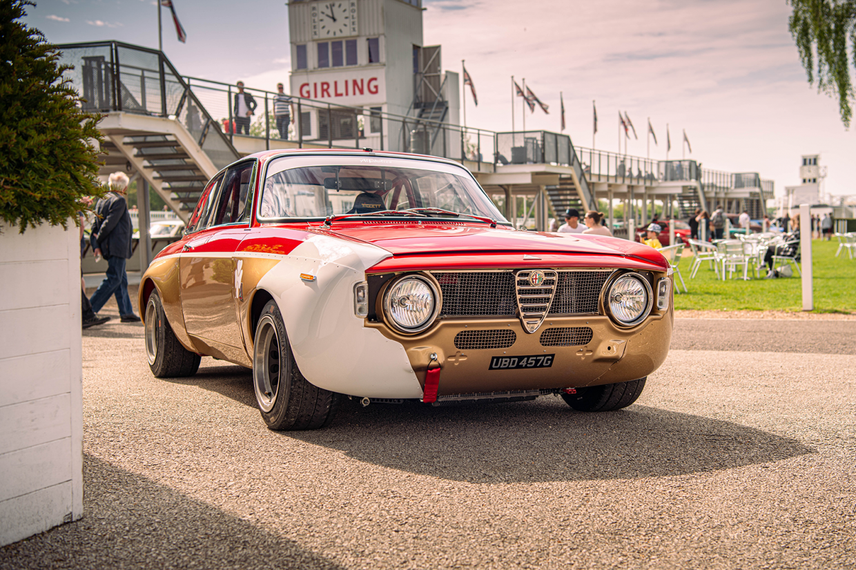Classic & Sports Car – Retro Rides Weekender