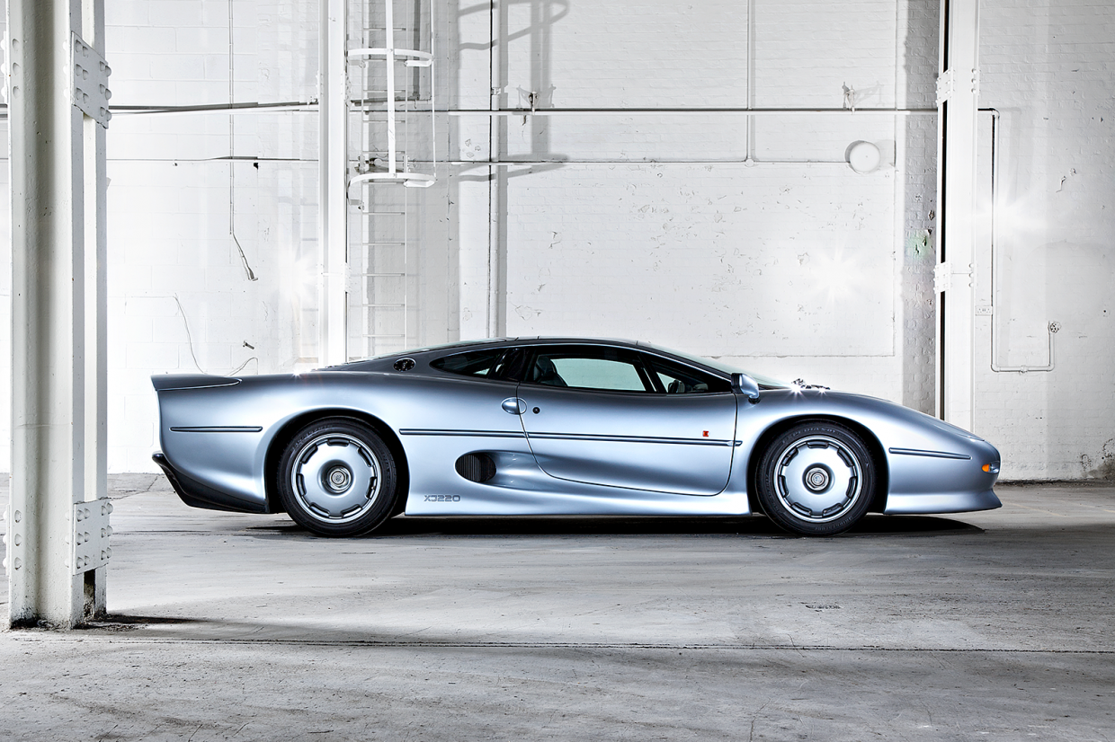 Classic & Sports Car – Supercar stunners set for London Concours