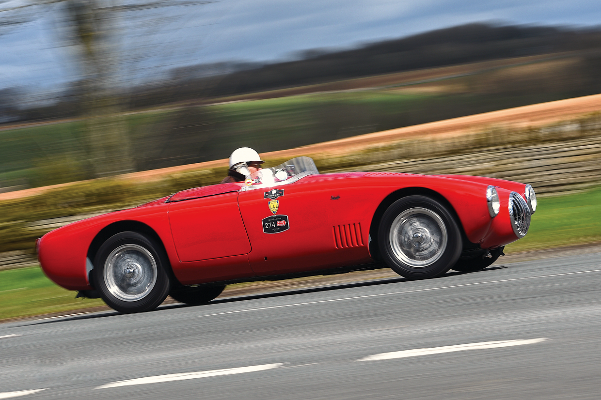 Classic & Sports Car – Four fab and free wallpapers from the June 2022 Classic & Sports Car