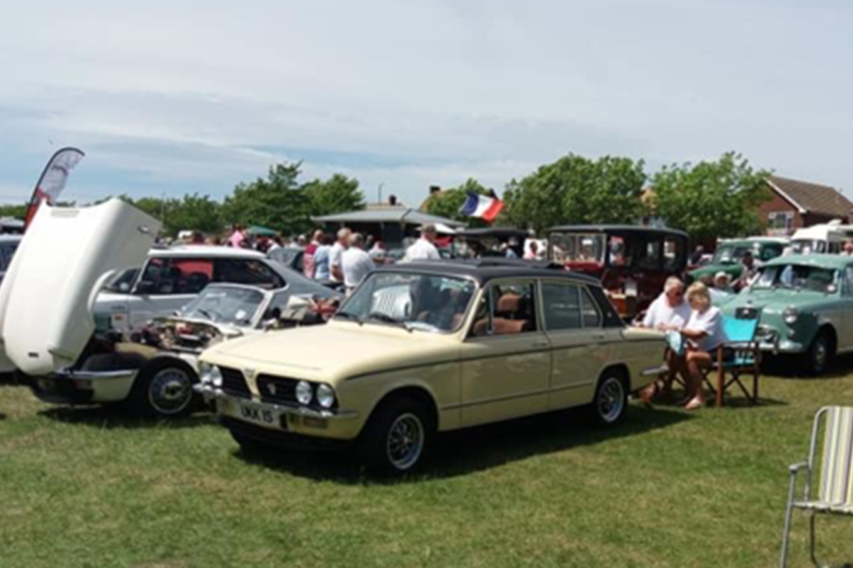 Classic & Sports Car – The Great Bucket & Spade Run