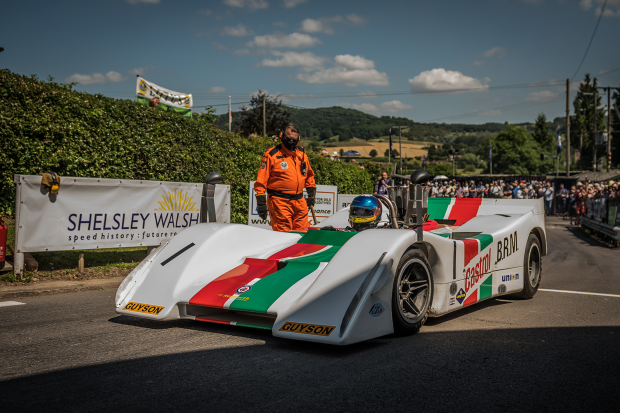 Classic & Sports Car – Classic Nostalgia