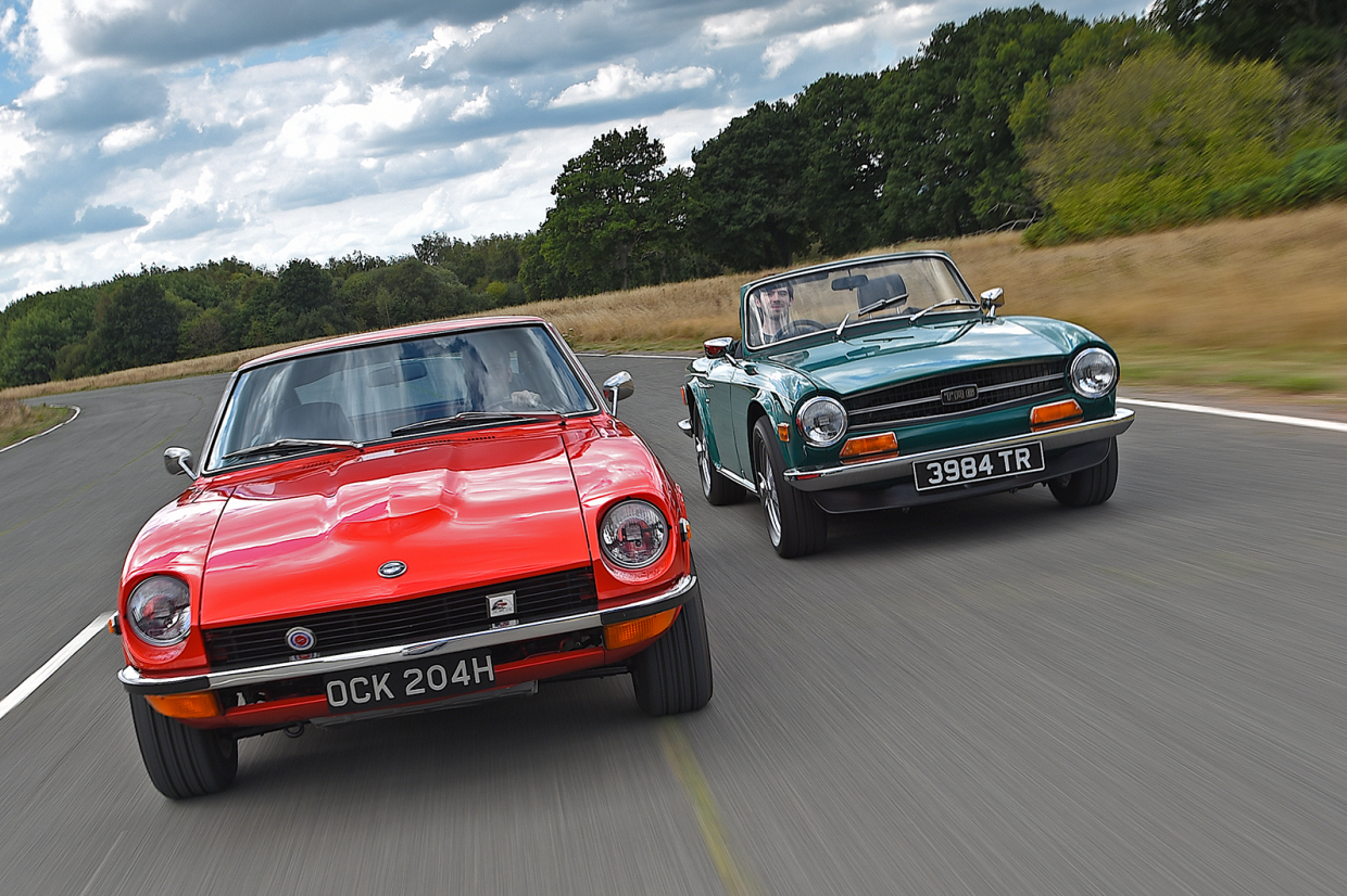 Classic & Sports Car – Datsun 240Z vs Triumph TR6: oceans apart