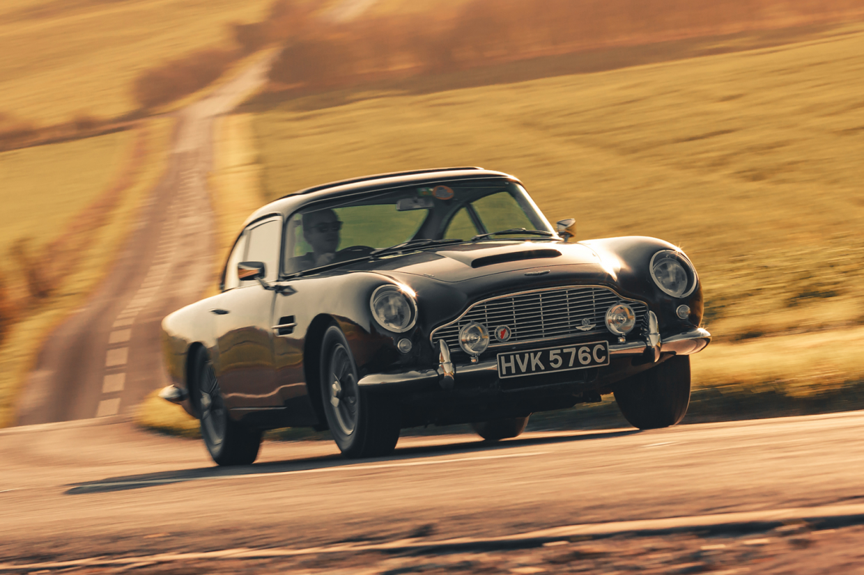 Classic & Sports Car – Four fantastic wallpapers from the May 2023 Classic & Sports Car