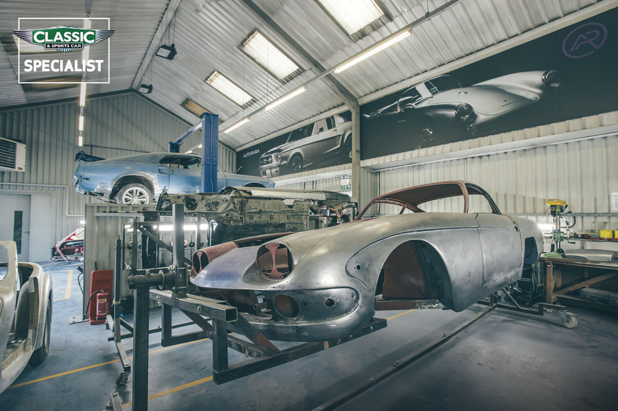 Classic & Sports Car – The specialist: Auto RARA