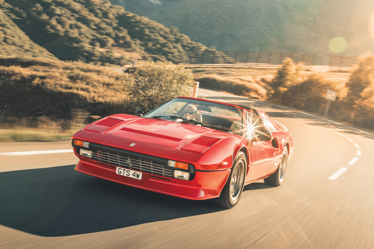 フェラーリ Ferrari 308GTS at 50: on top of the world | Classic & Sports Car