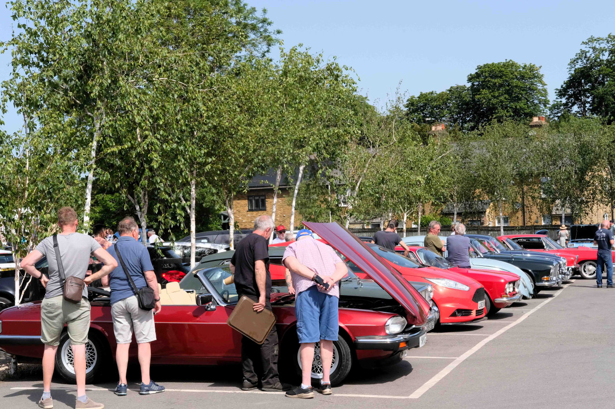 Classic & Sports Car – Six Counties Classic