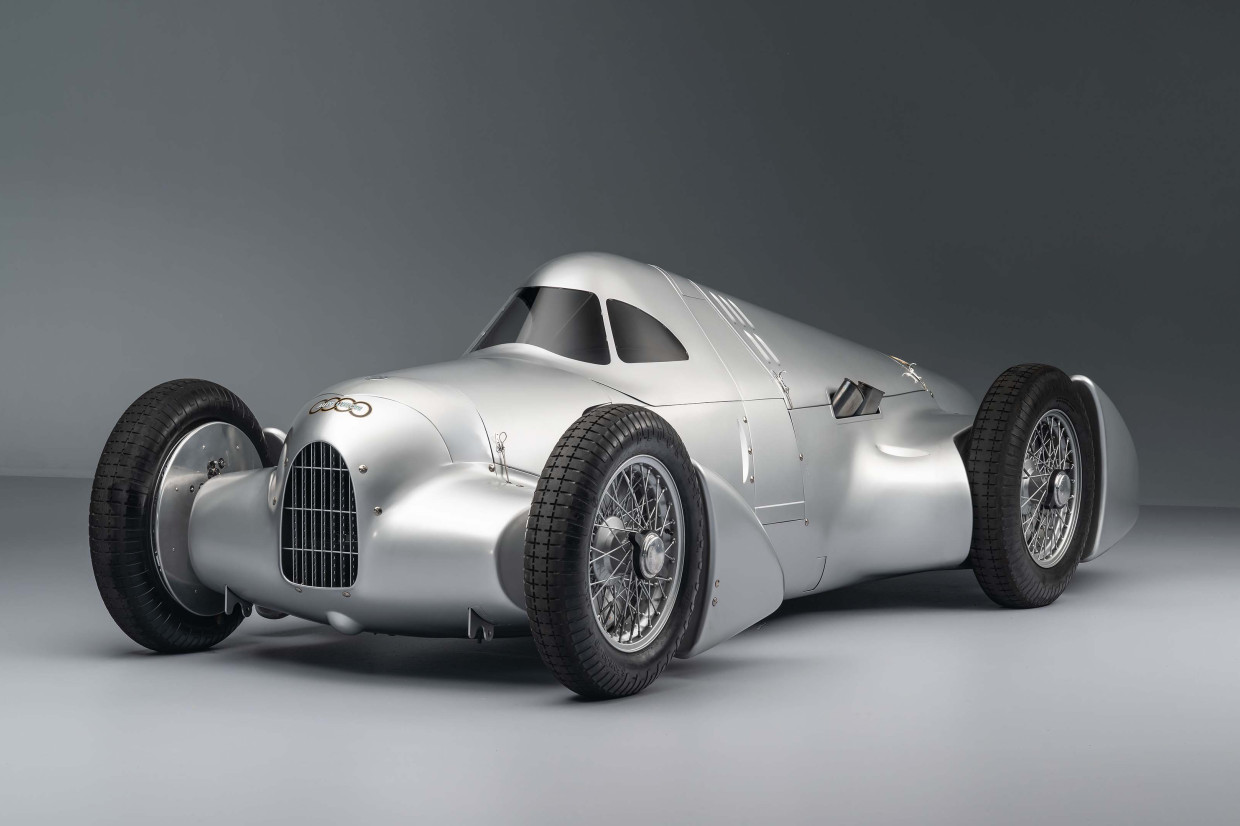 Classic & Sports Car – Audi’s V16-powered record-breaker is back