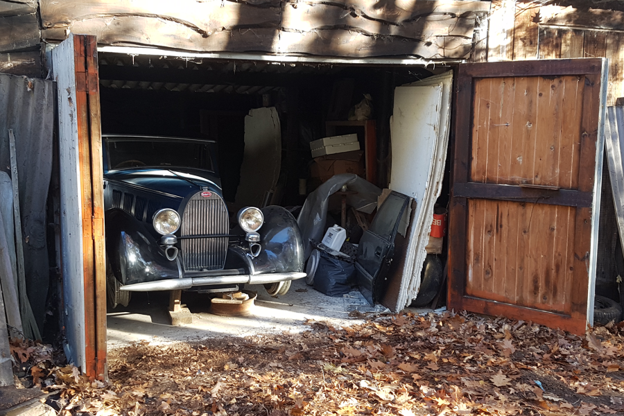 Trio of Bugatti barn finds head for Rétromobile sale