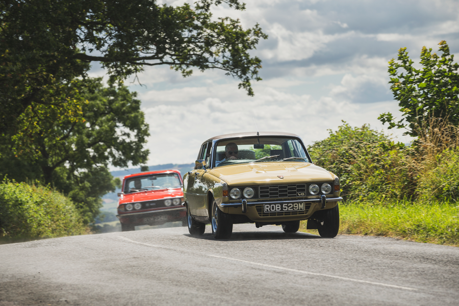 Classic & Sports Car – Saloon bar brawn: Rover P6 3500S vs Triumph 2.5 PI MkII
