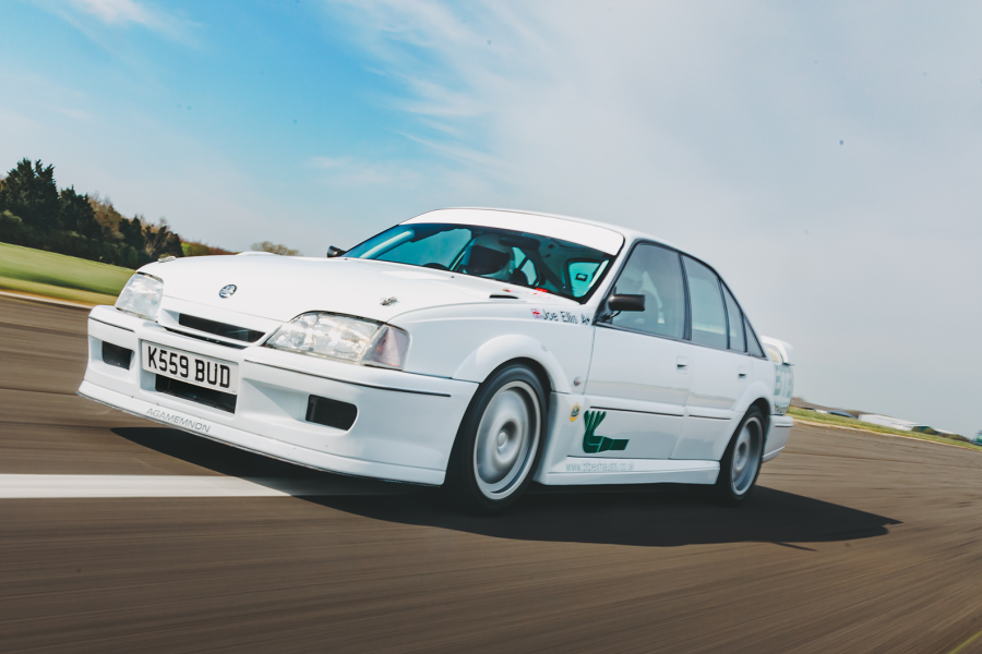 Classic & Sports Car – Reliving a wild road race in a classic Lotus Carlton