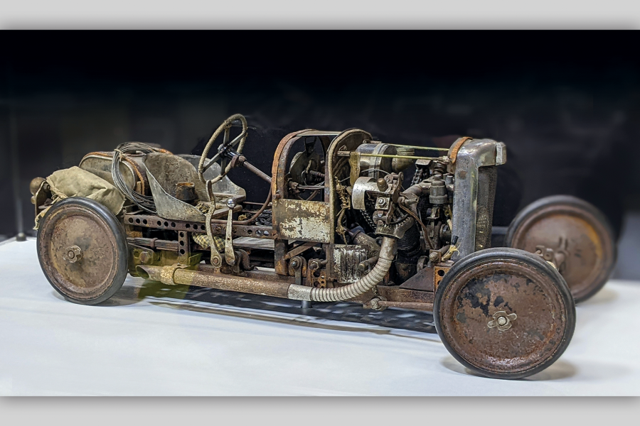 Classic & Sports Car – Motoring art: Martin Heukeshoven